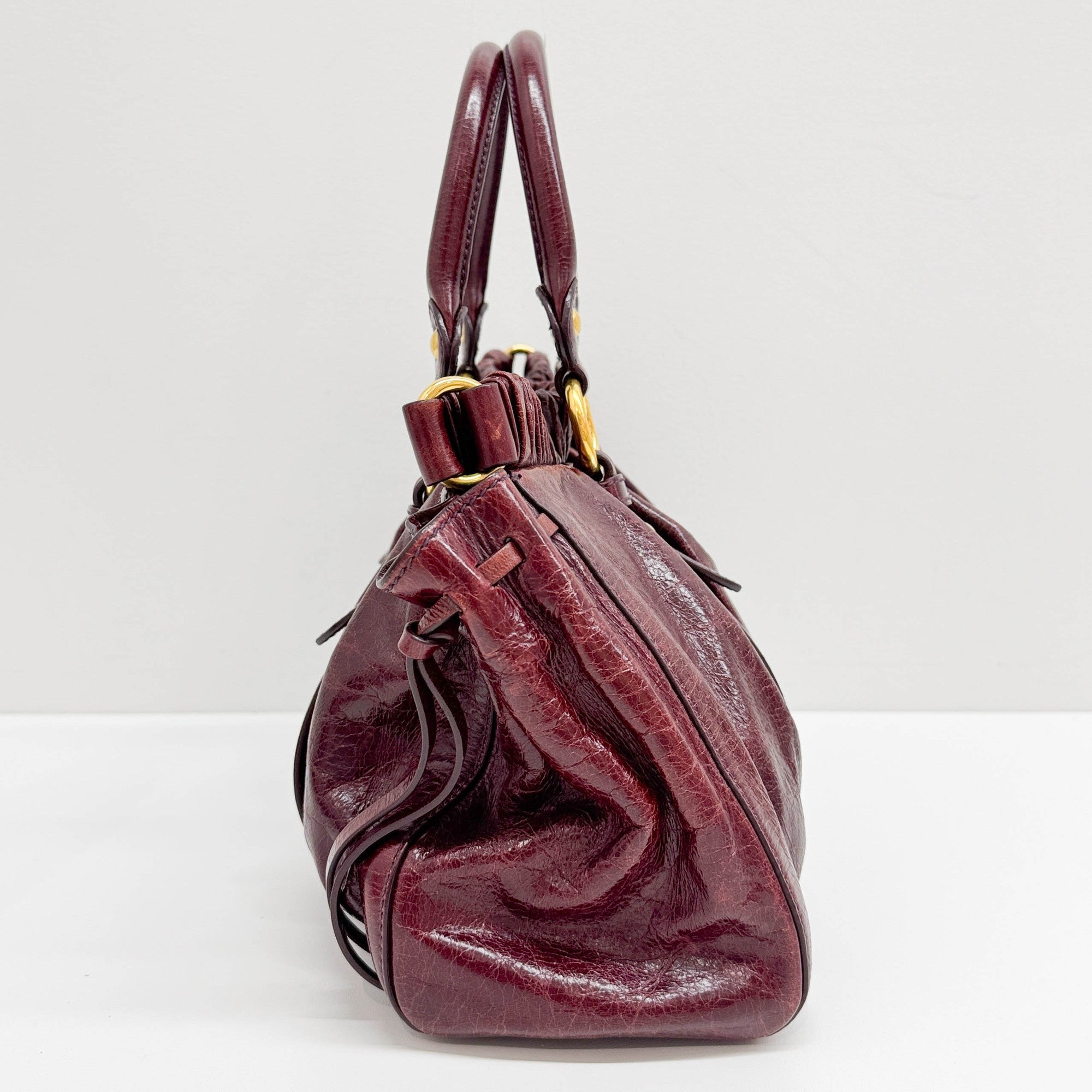 Vitello Bordeaux Leather Hand Bag