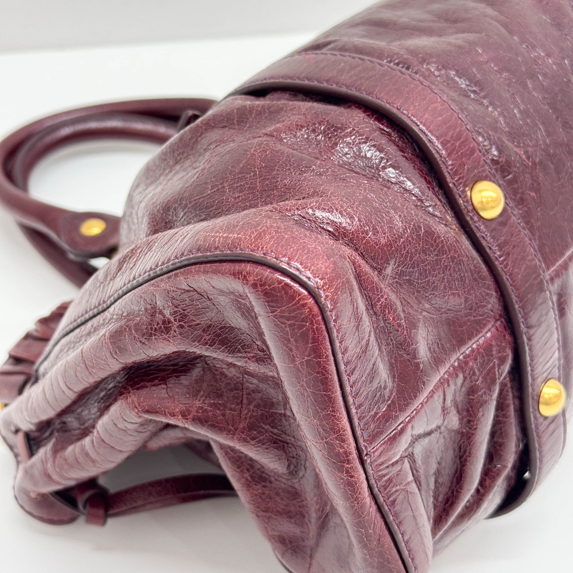 Vitello Bordeaux Leather Hand Bag