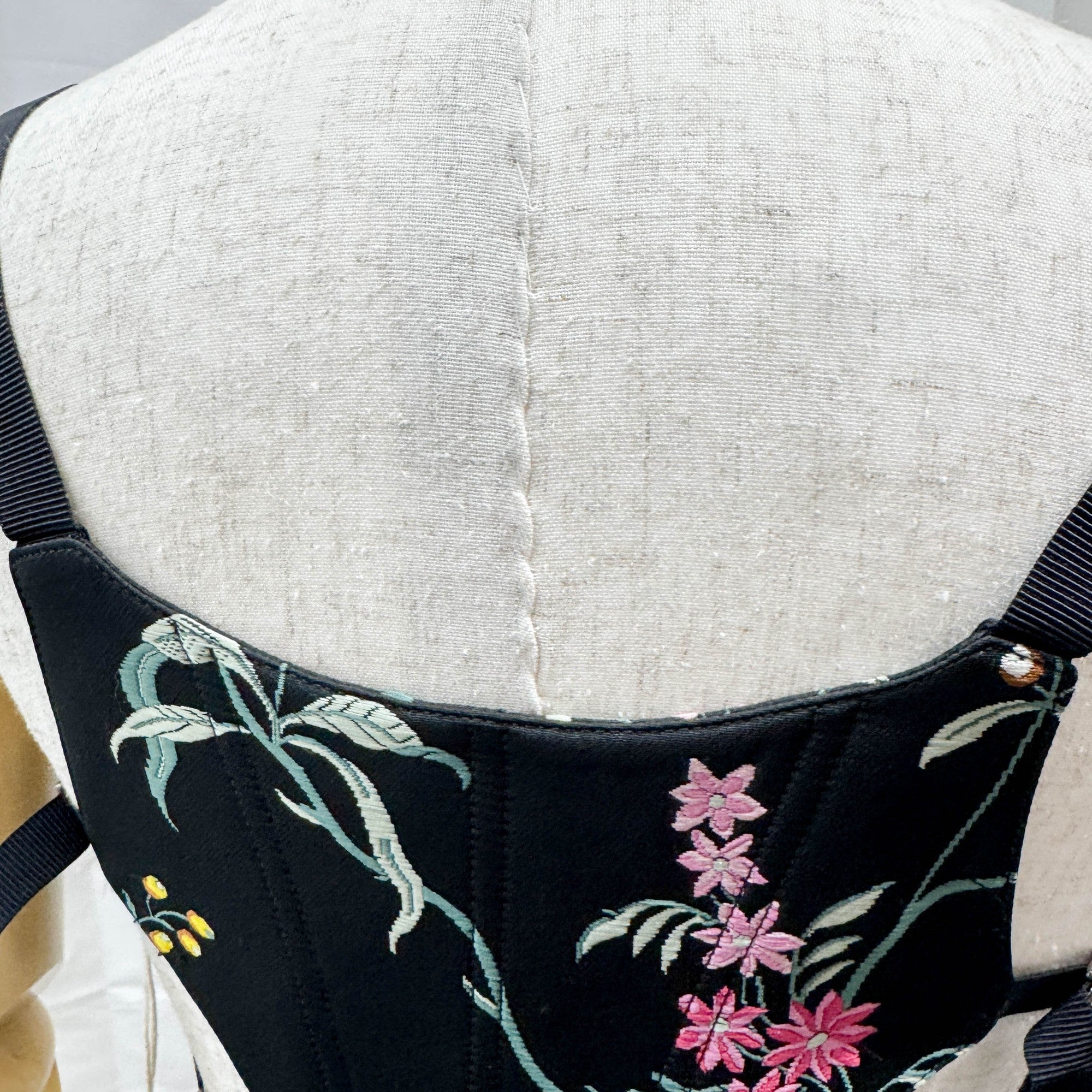 Size 36 EU Floral Embroidered Black Polyester Bustier