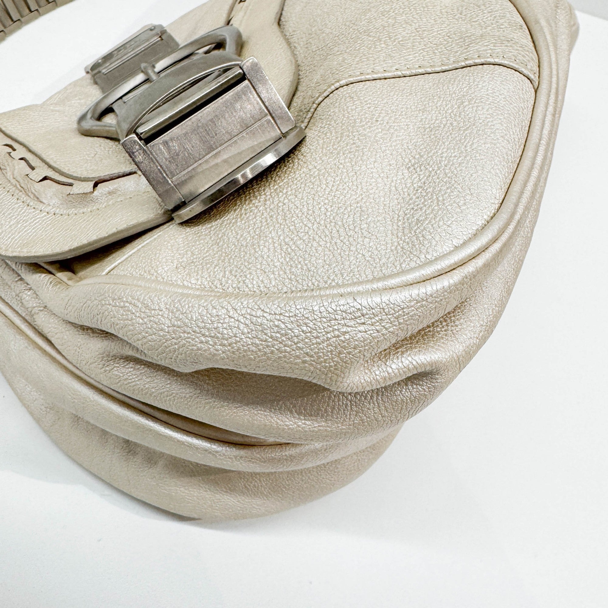 Gaucho Oyster Strap Champagne Leather Shoulder Bag