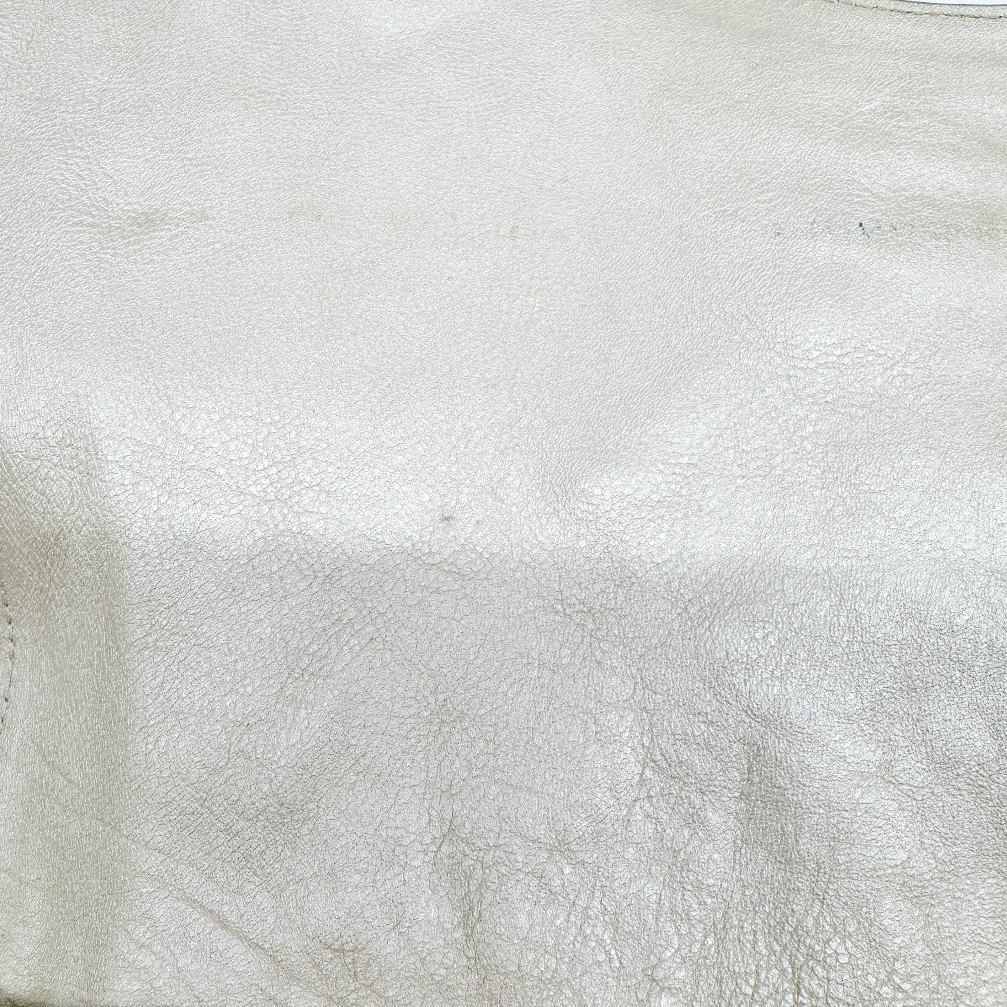 Gaucho Oyster Strap Champagne Leather Shoulder Bag