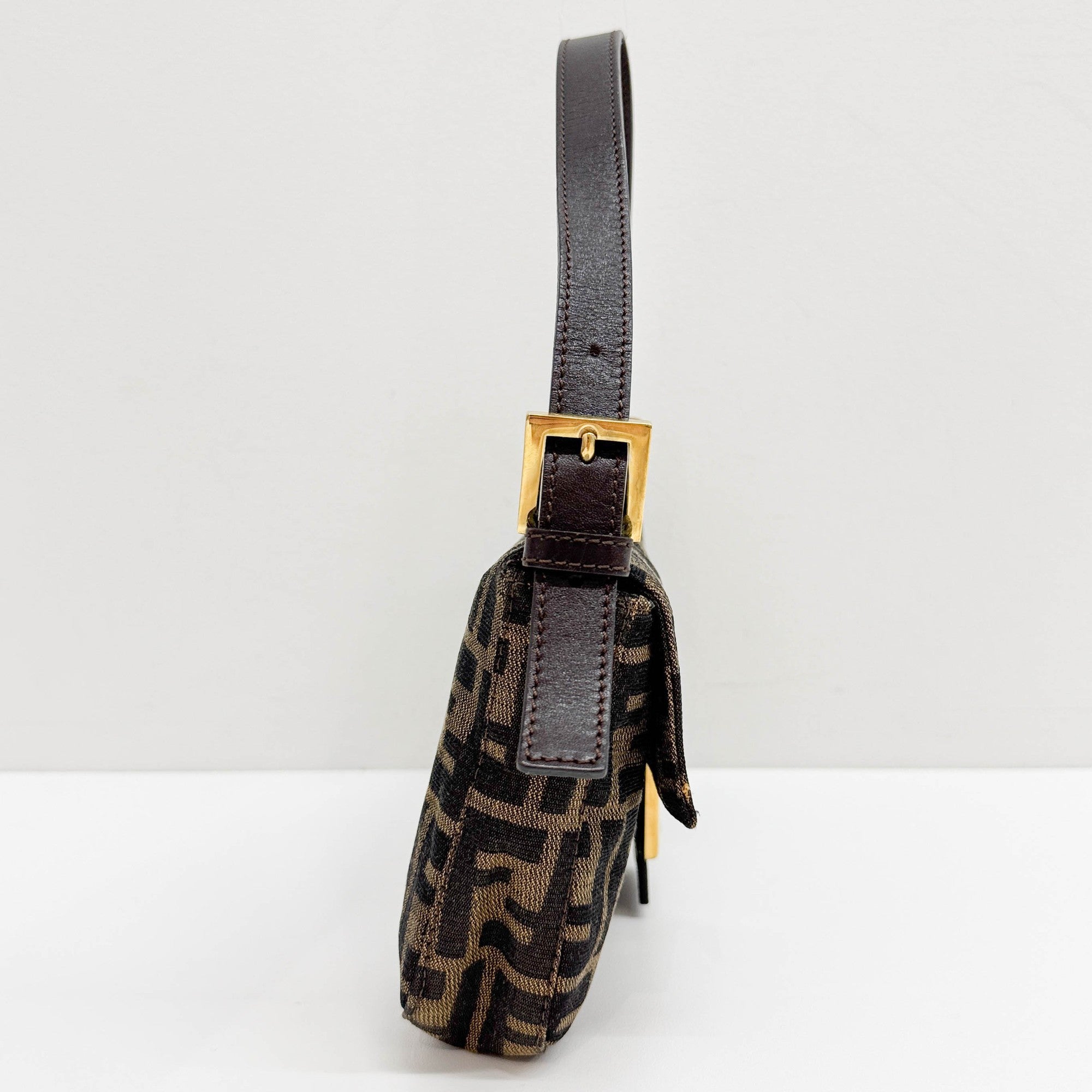 Baguette Brown Zucca Canvas Shoulder Bag