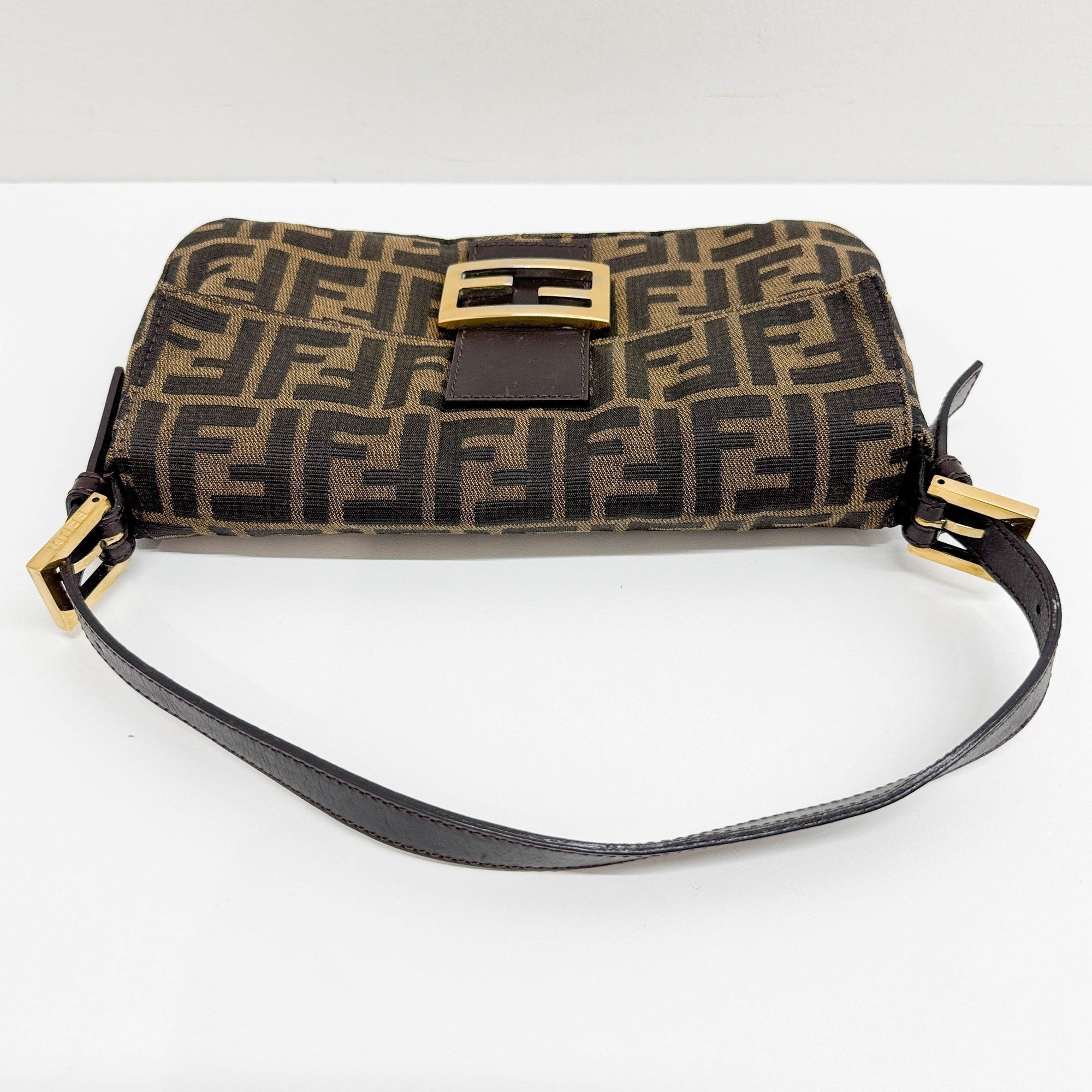 Baguette Brown Zucca Canvas Shoulder Bag