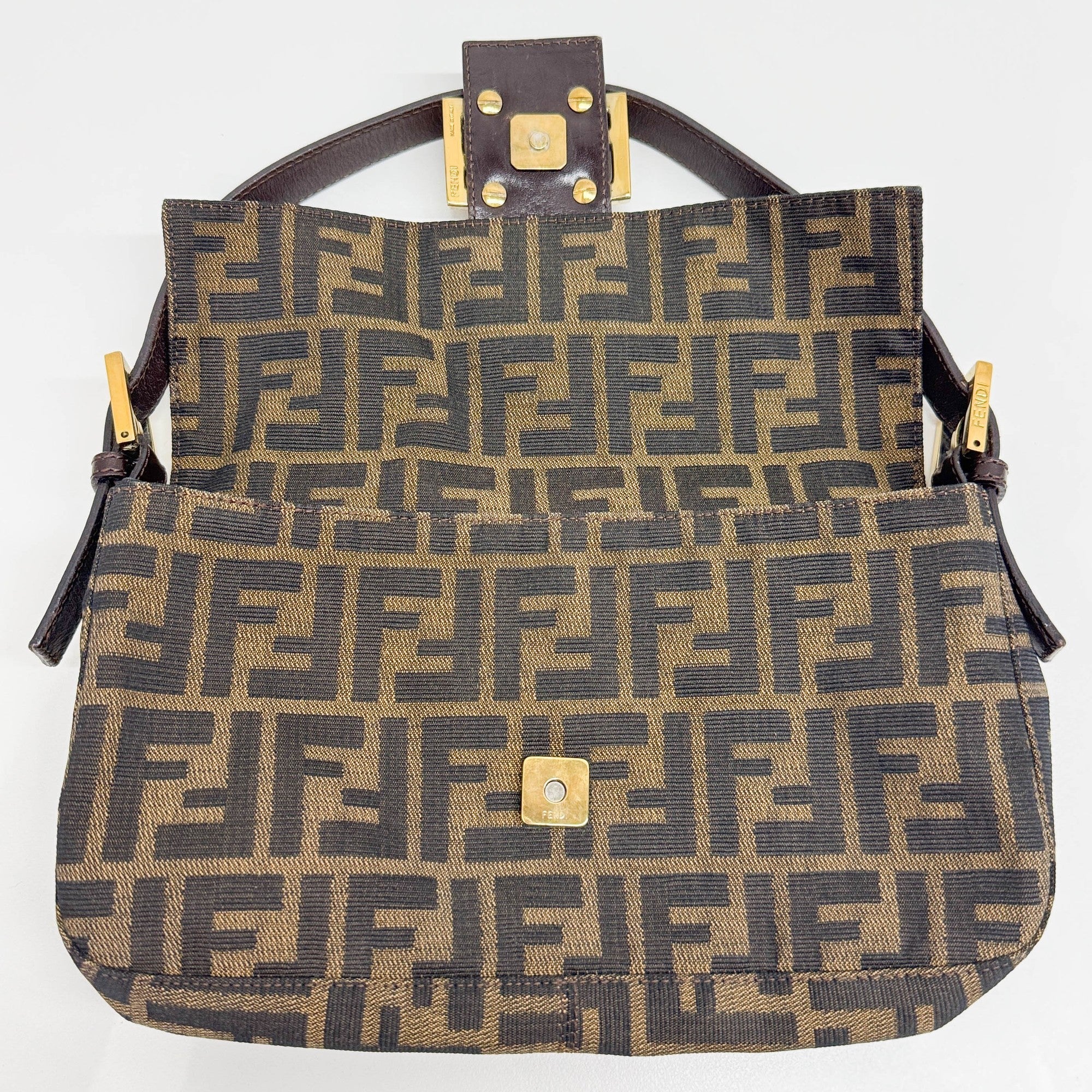 Baguette Brown Zucca Canvas Shoulder Bag