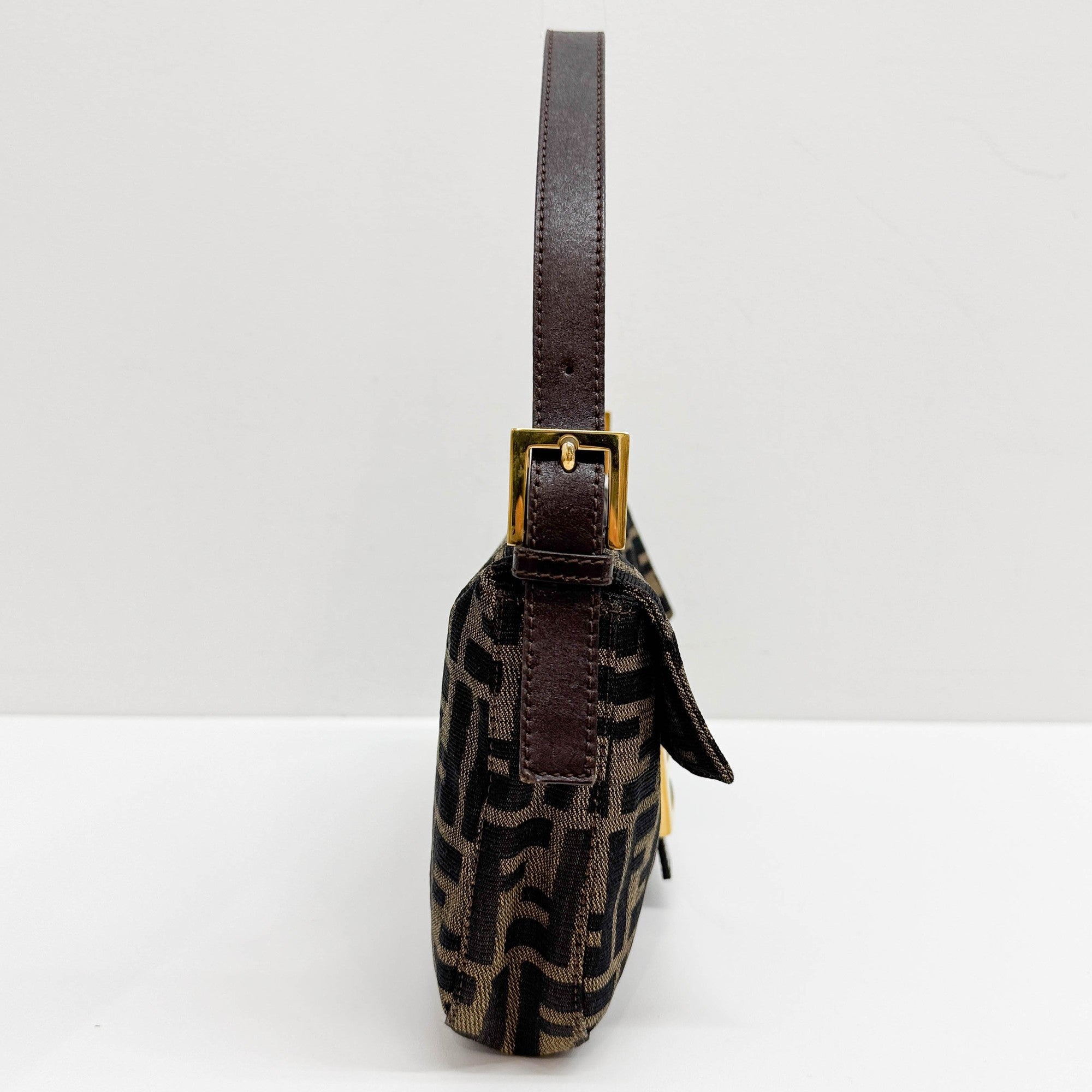 Baguette Brown Zucca Canvas Shoulder Bag