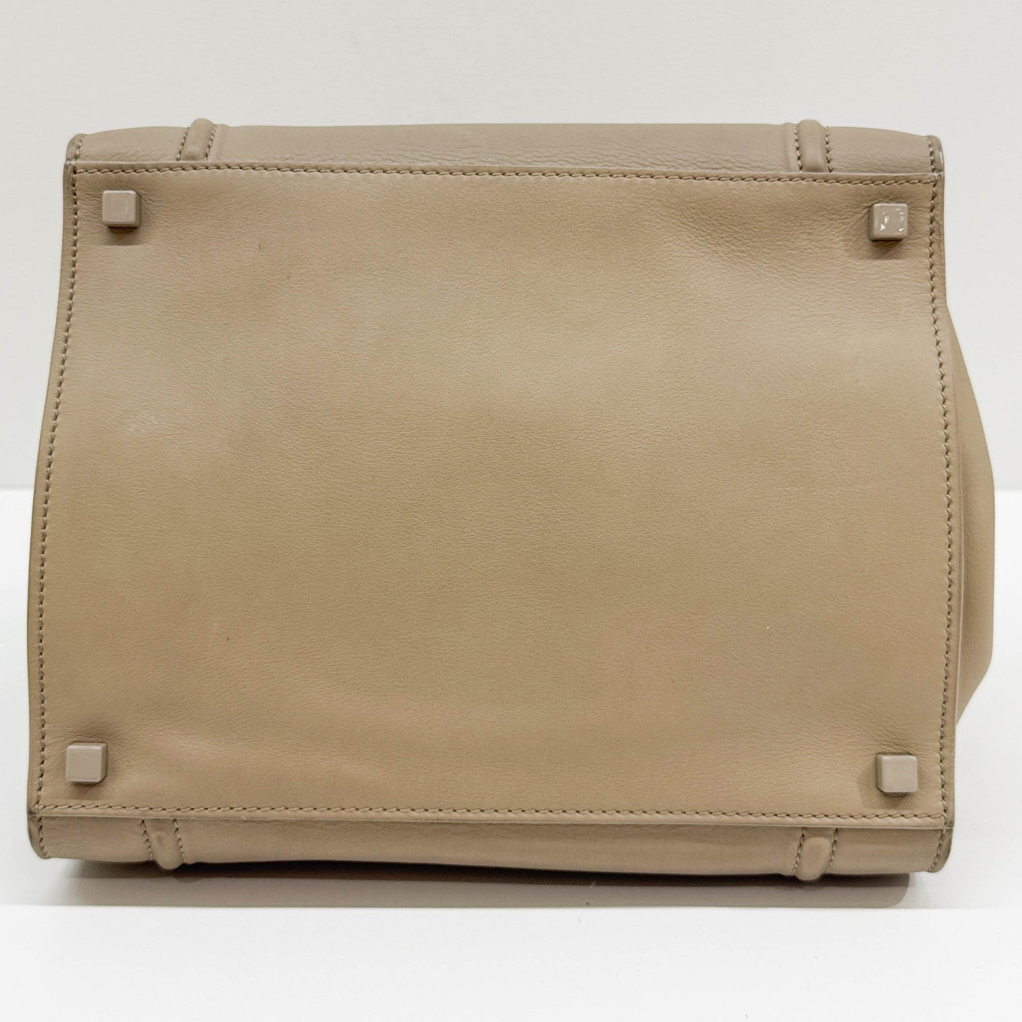 Luggage Phantom Taupe Leather Hand Bag