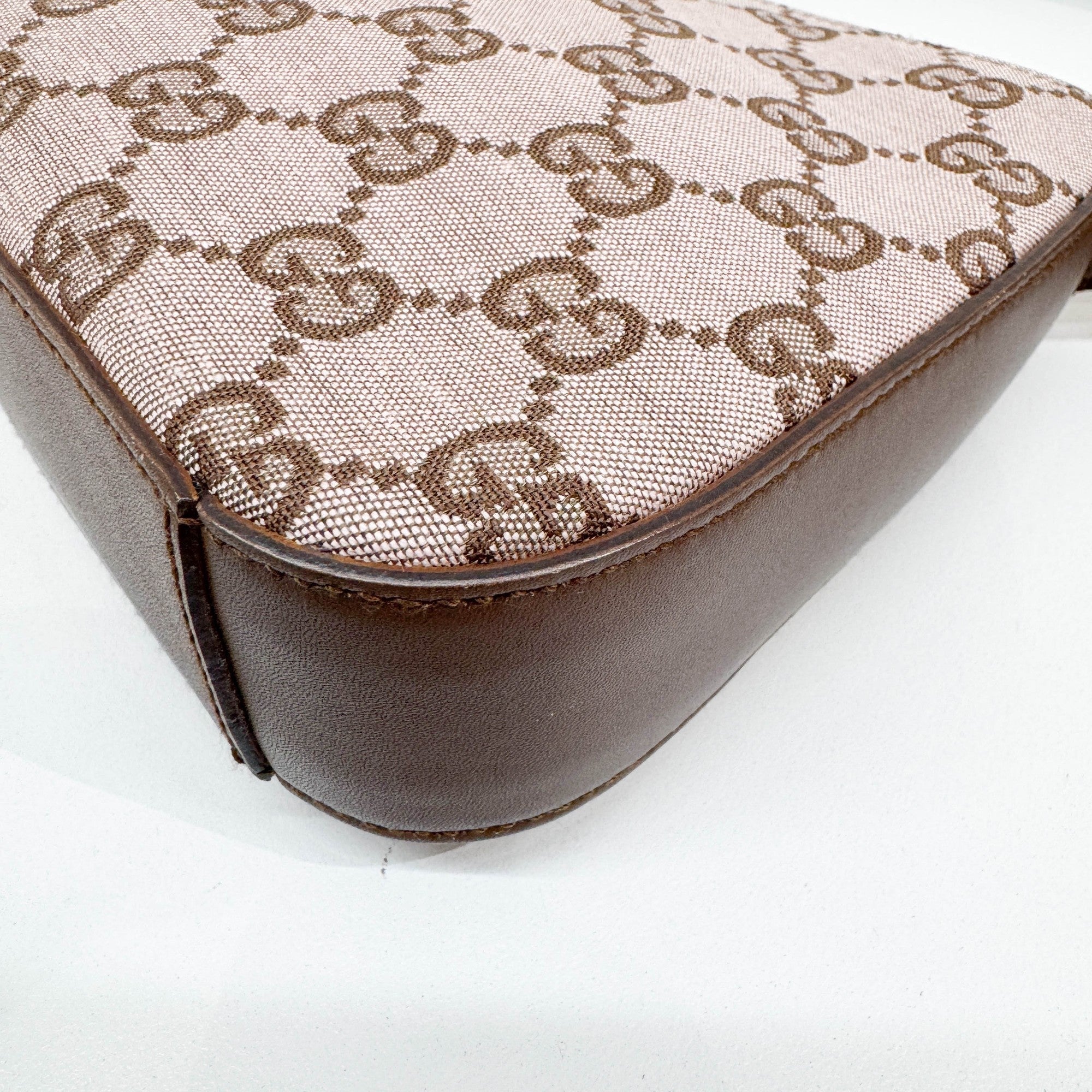 Pink GG Canvas Shoulder Bag