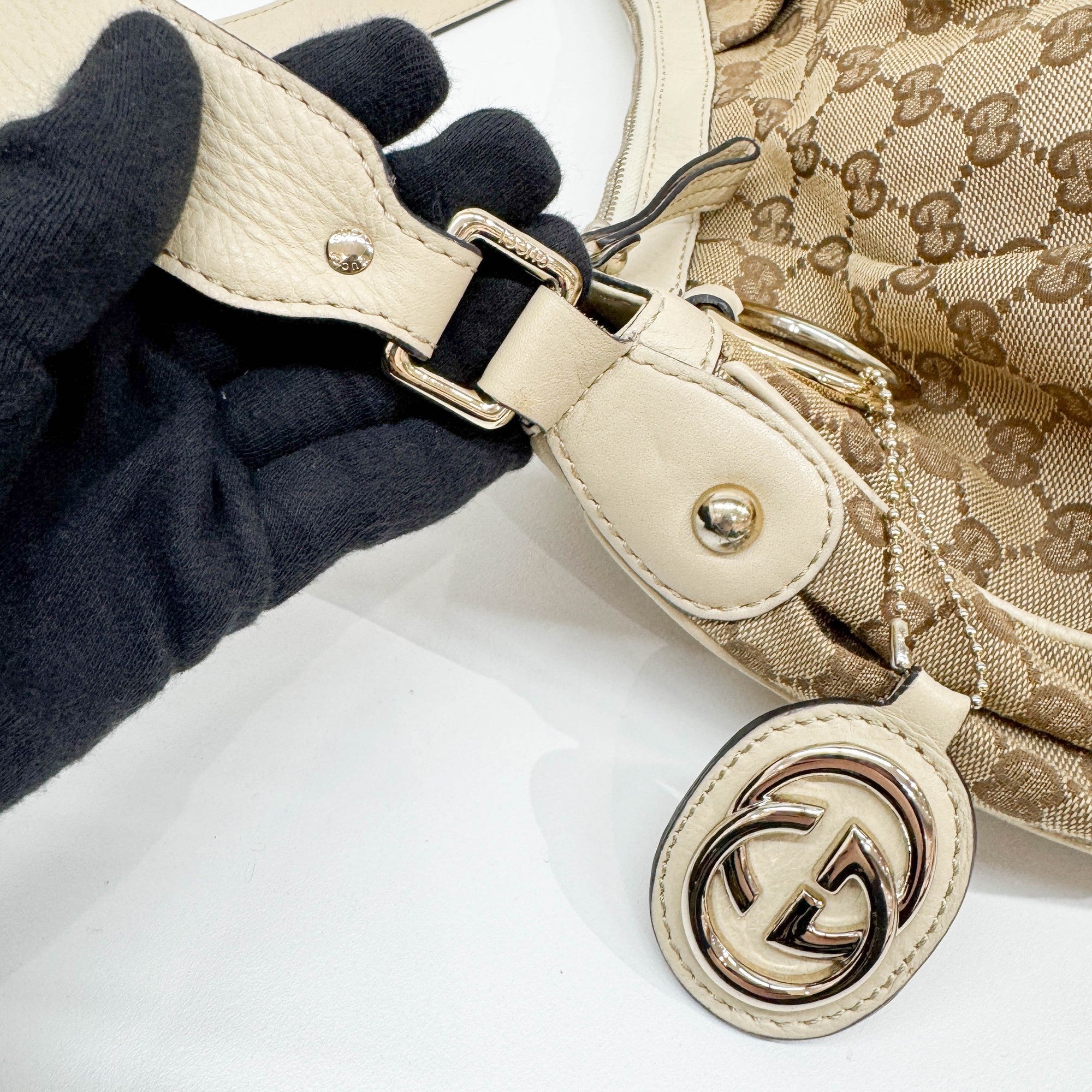 Sukey Tan GG Canvas Shoulder Bag