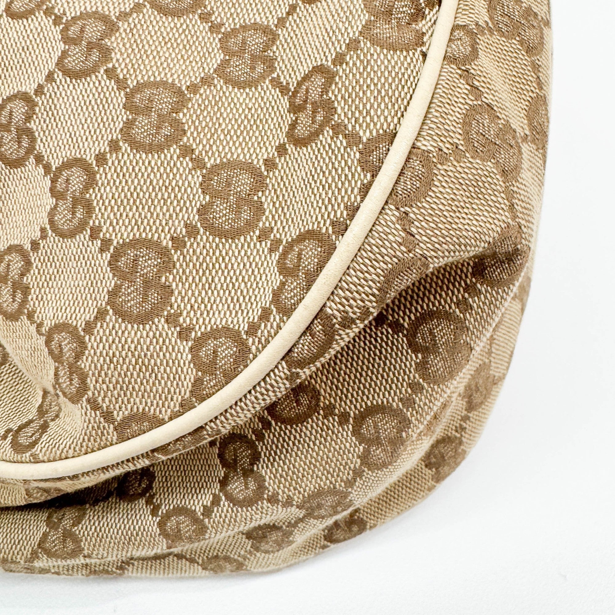 Sukey Tan GG Canvas Shoulder Bag