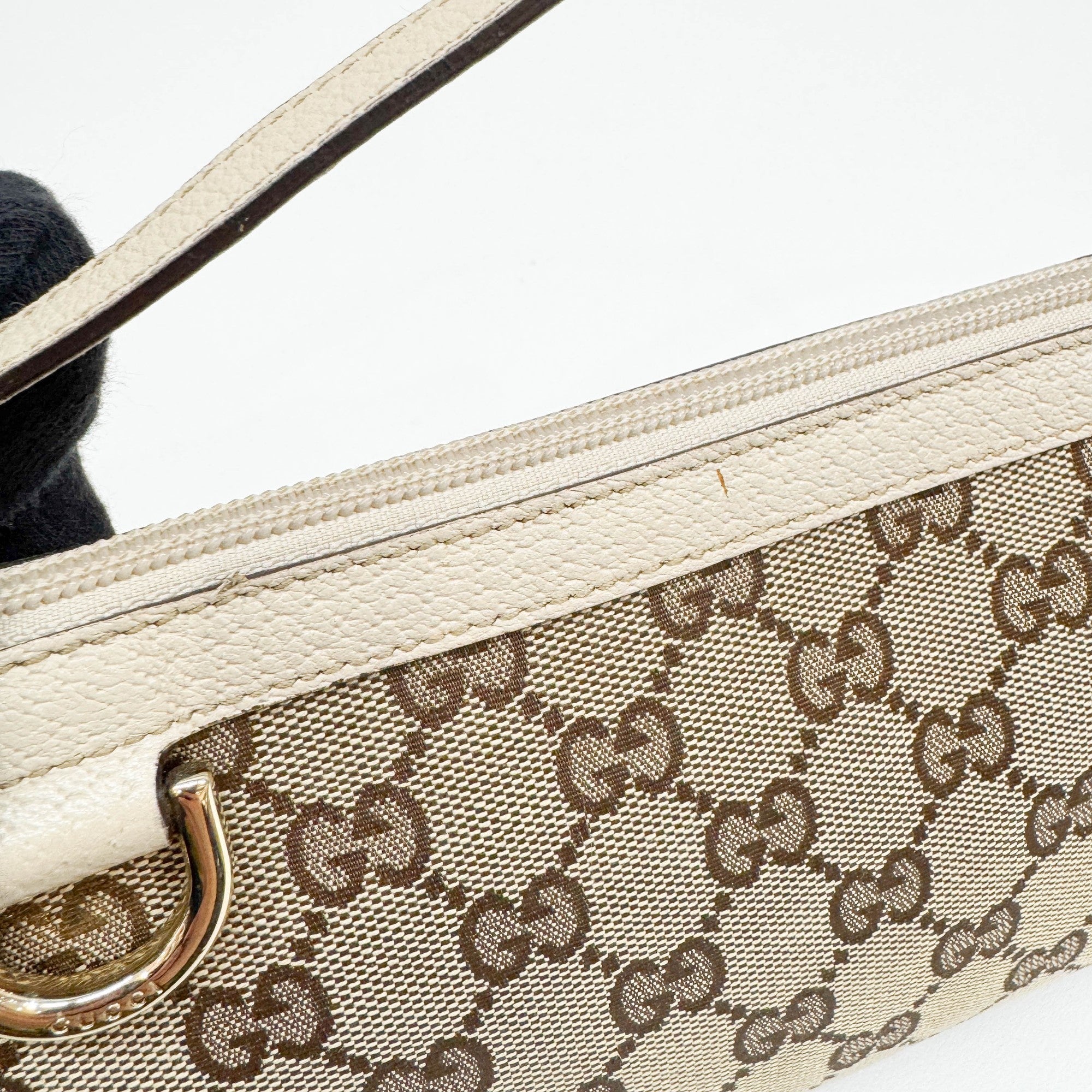 Abbey Tan GG Canvas Shoulder Pochette