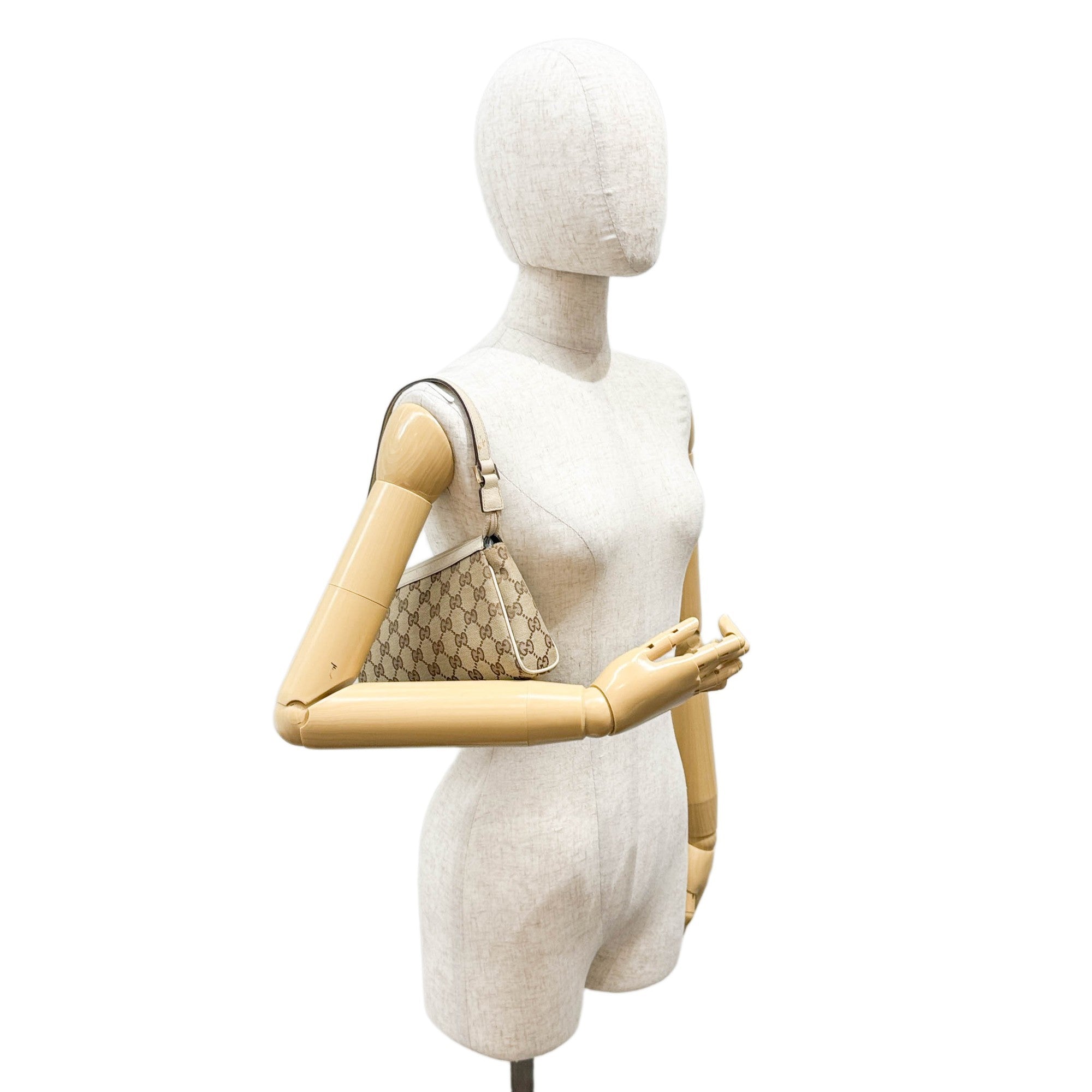 Abbey Tan GG Canvas Shoulder Pochette