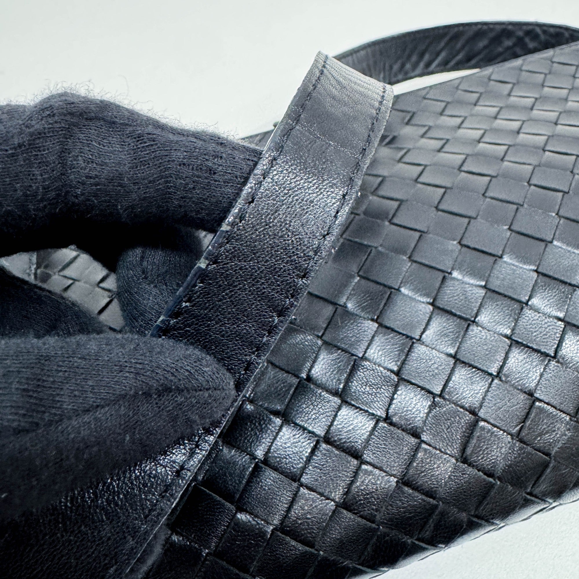 Intrecciato Black Leather Shoulder Bag