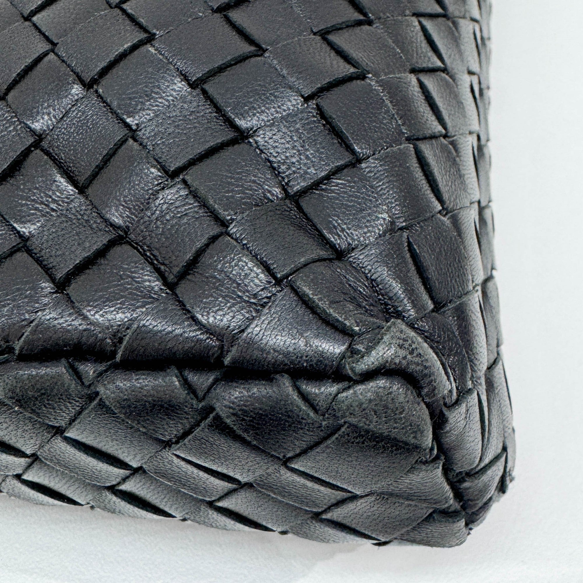 Intrecciato Black Leather Shoulder Bag