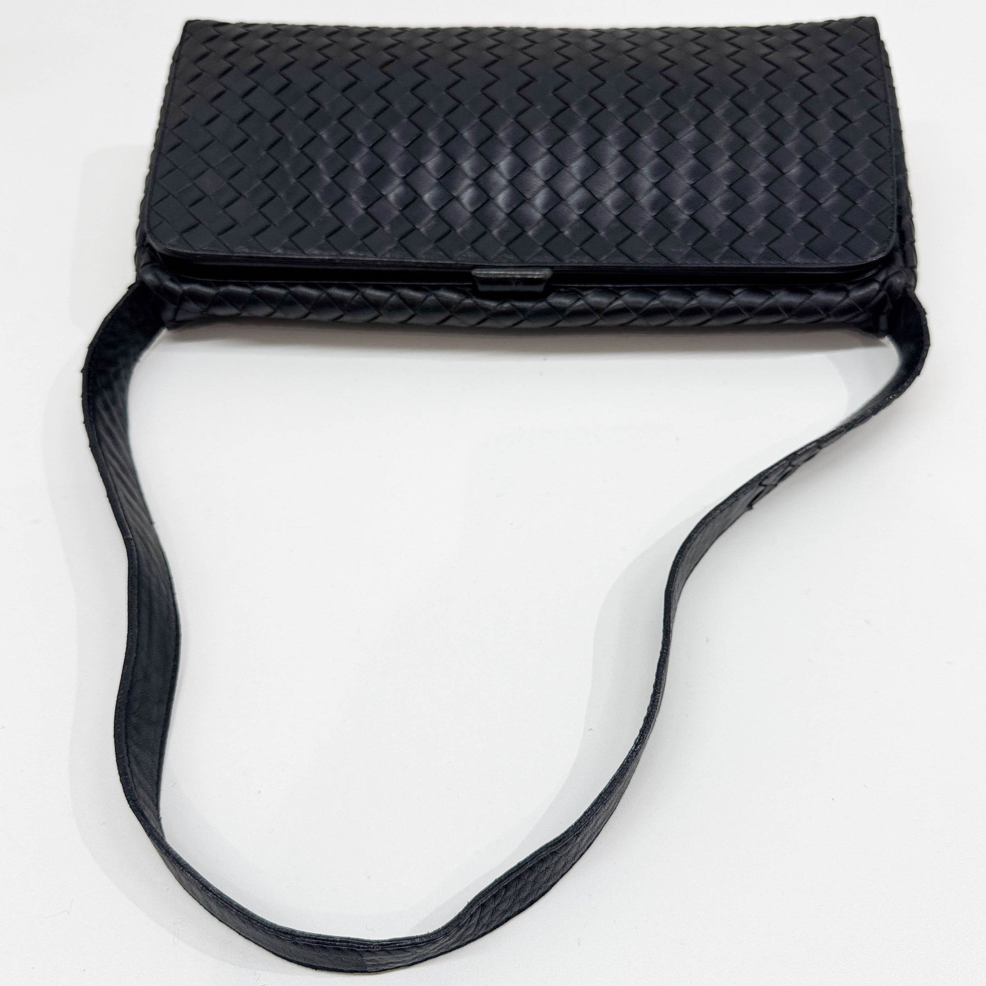 Intrecciato Black Leather Shoulder Bag