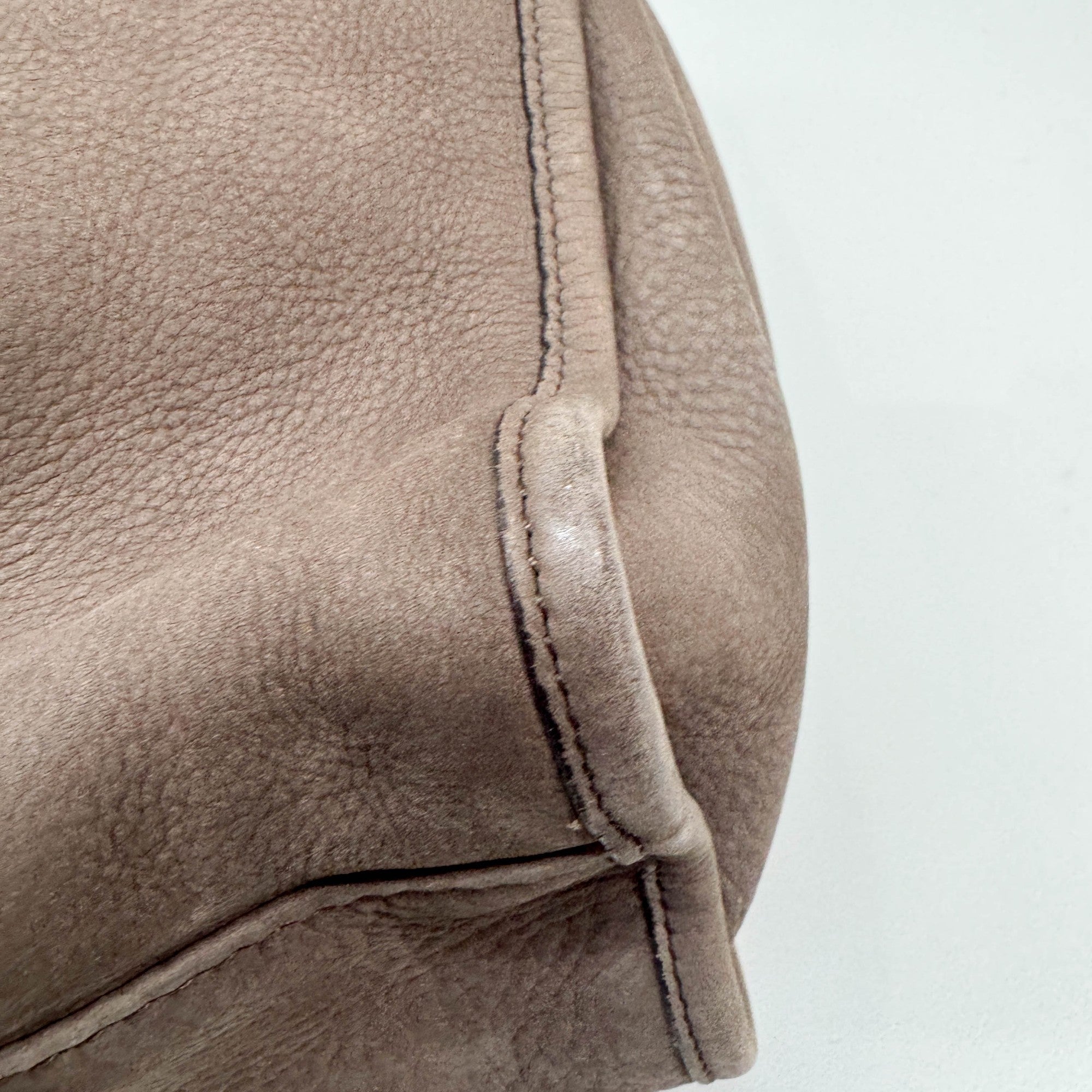 Stirrup Elephant Gray Leather Shoulder Bag