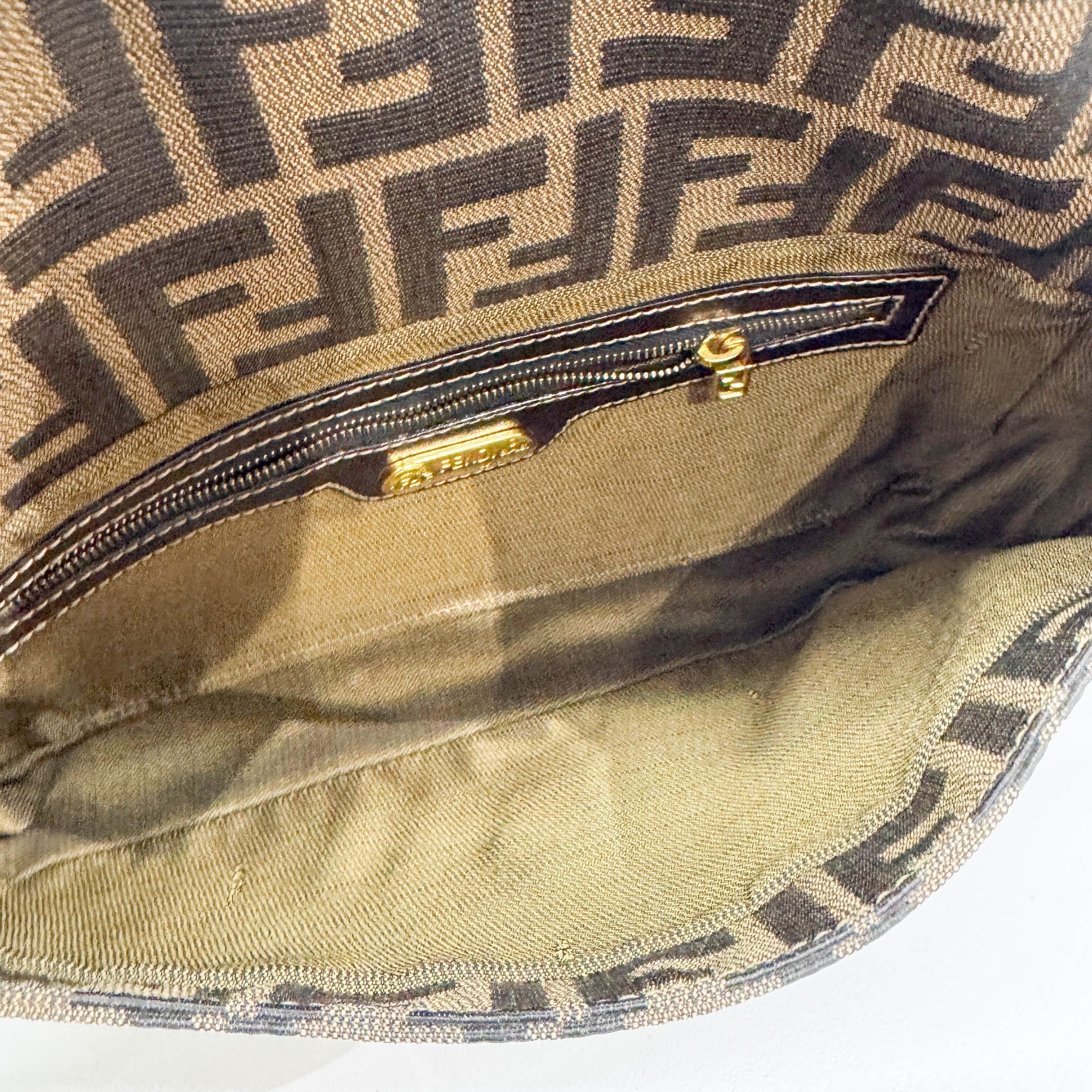 Baguette Brown Zucca Canvas Shoulder Bag