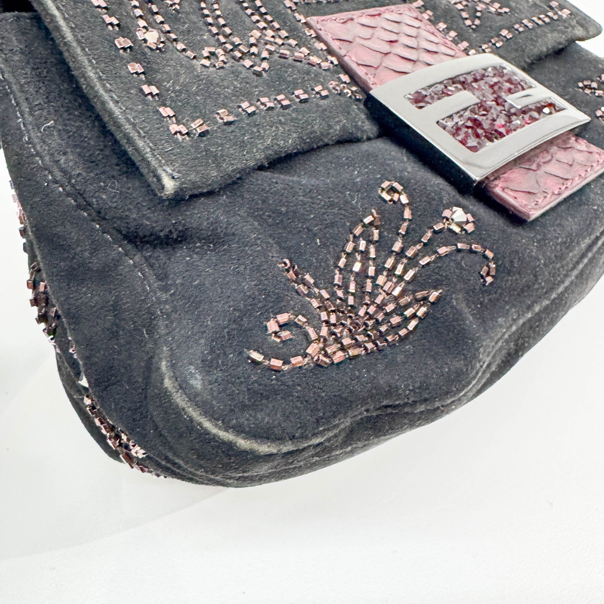 Mini Mamma Baguette Embroidered Black Cashmere Shoulder Bag