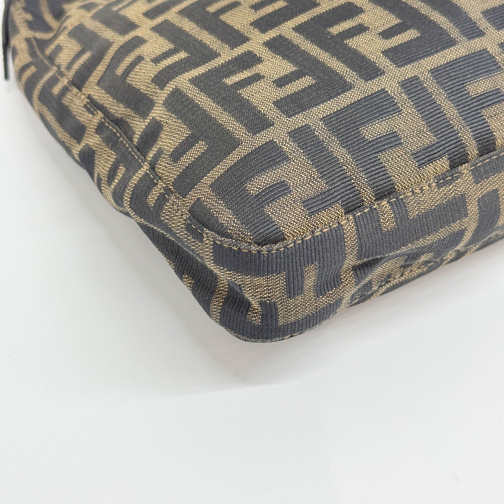 Zucca Brown Canvas Shoulder Bag