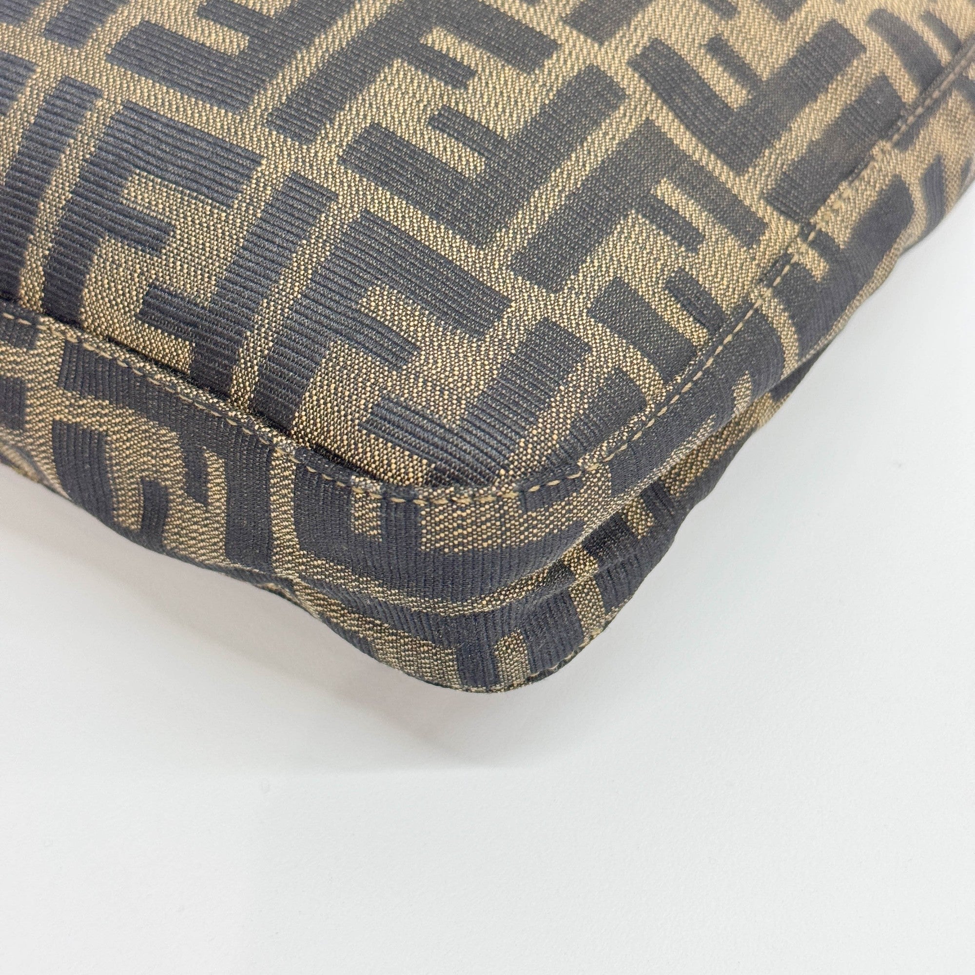 Zucca Brown Canvas Shoulder Bag