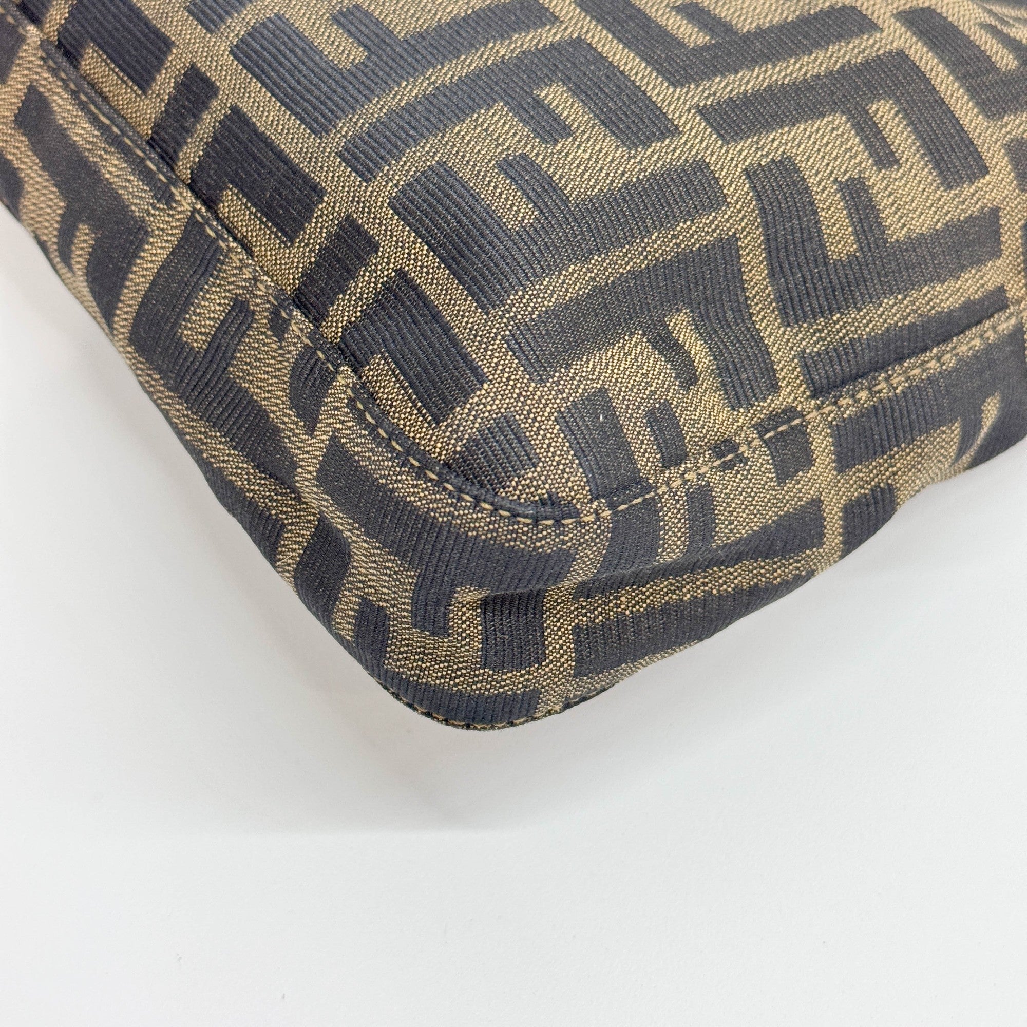 Zucca Brown Canvas Shoulder Bag