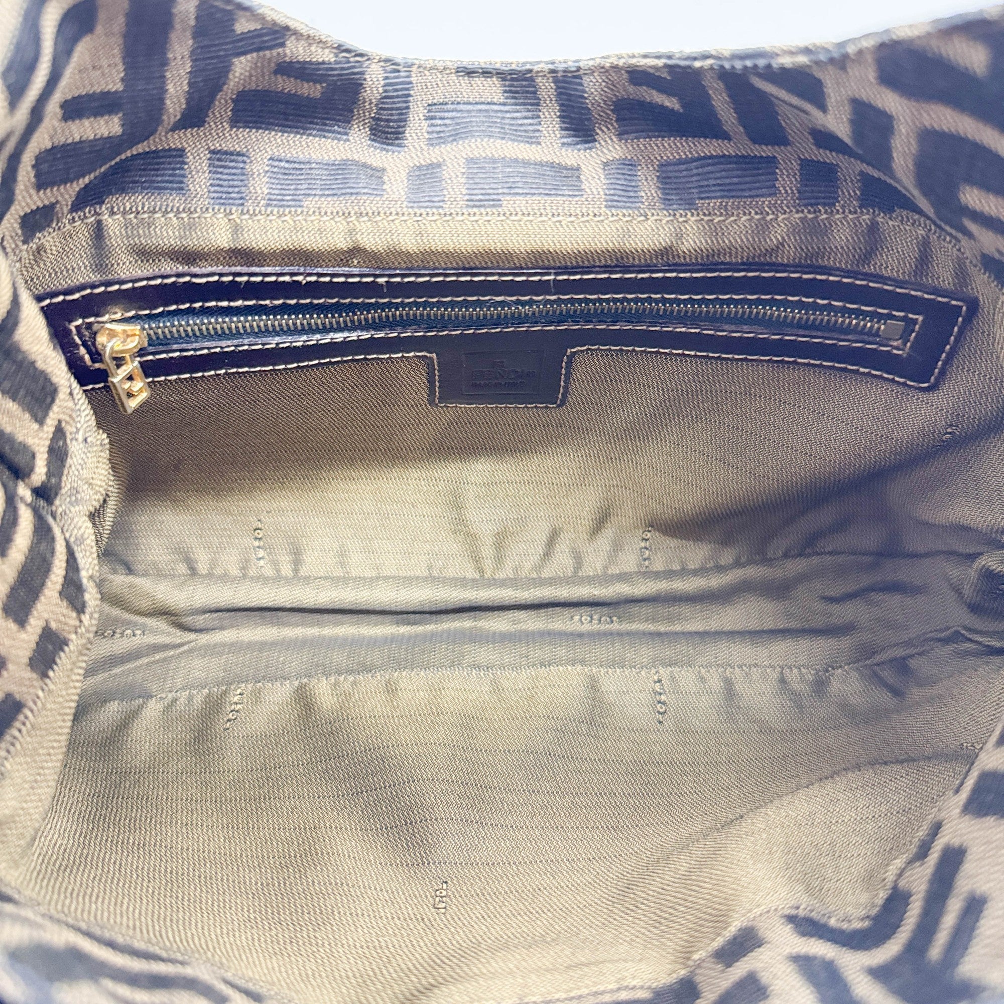 Zucca Brown Canvas Shoulder Bag