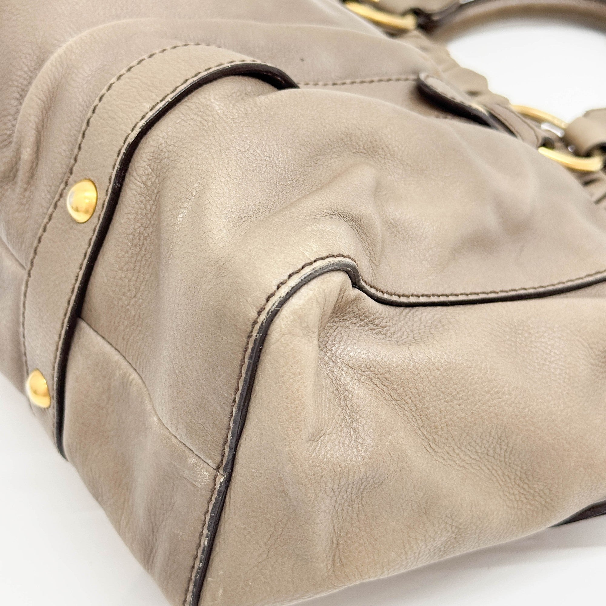 Vitello Dusty Brown Leather Hand Bag