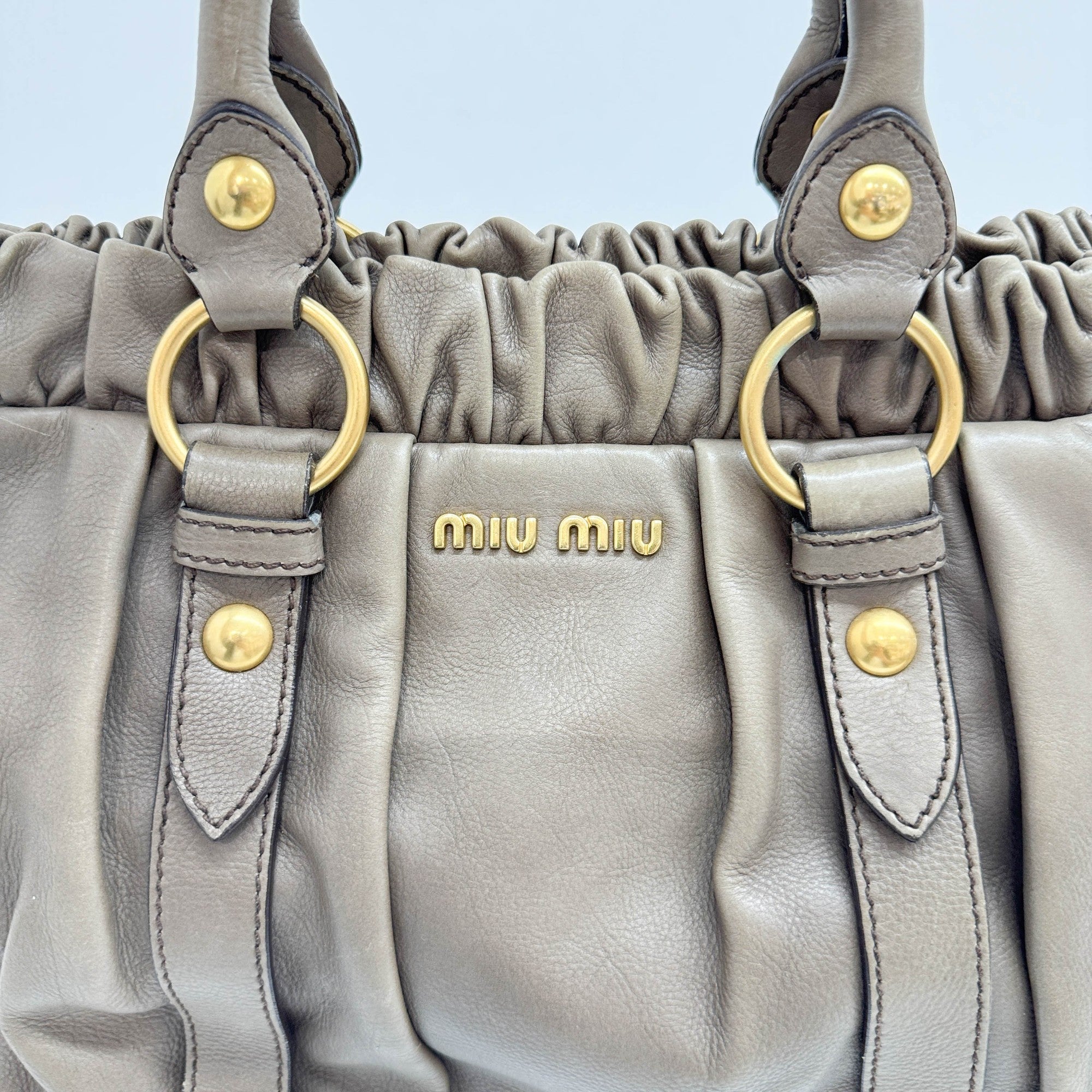 Vitello Dusty Brown Leather Hand Bag