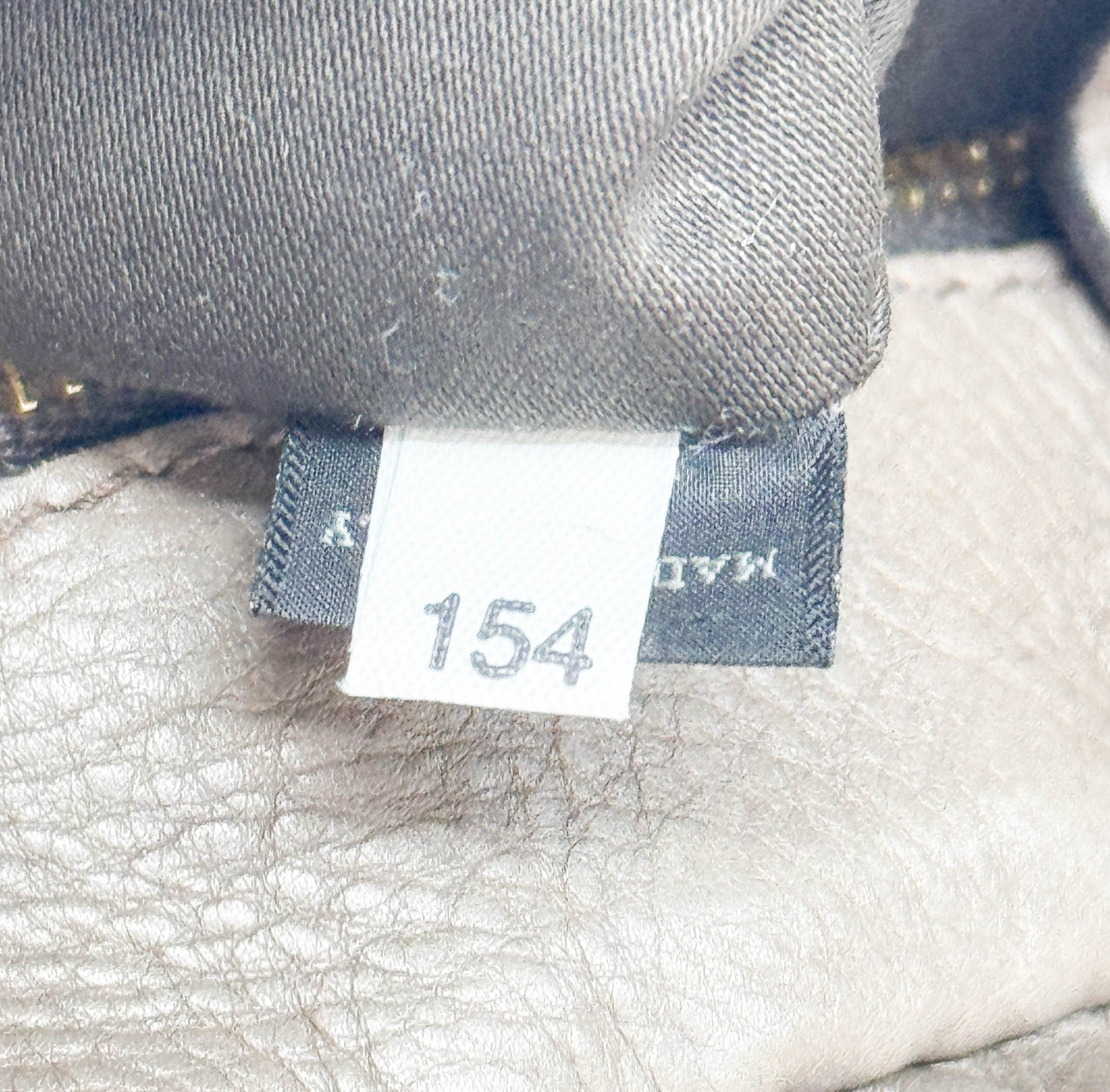 Vitello Dusty Brown Leather Hand Bag