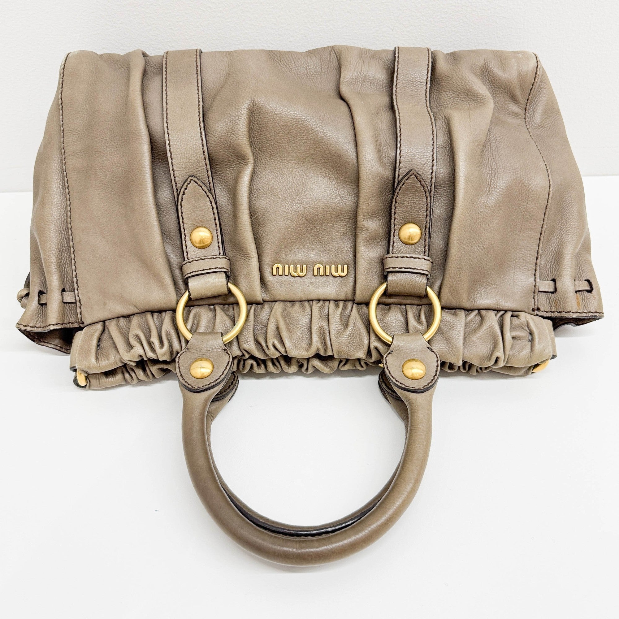 Vitello Dusty Brown Leather Hand Bag