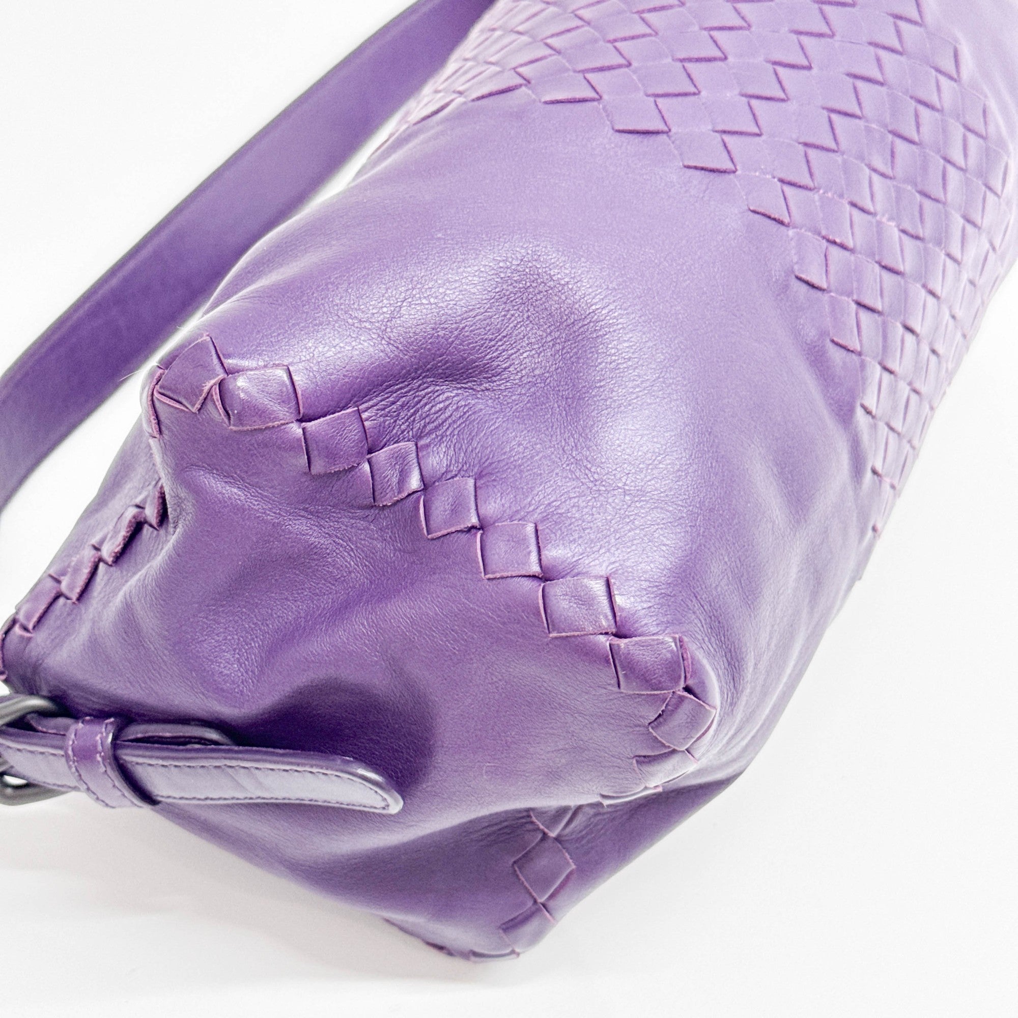 Intrecciato Purple Leather Shoulder Bag
