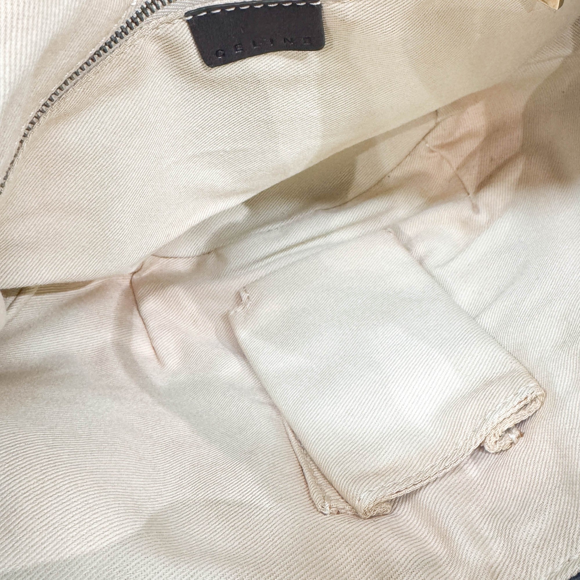 White Macadam Triomphe Leather Hobo Bag