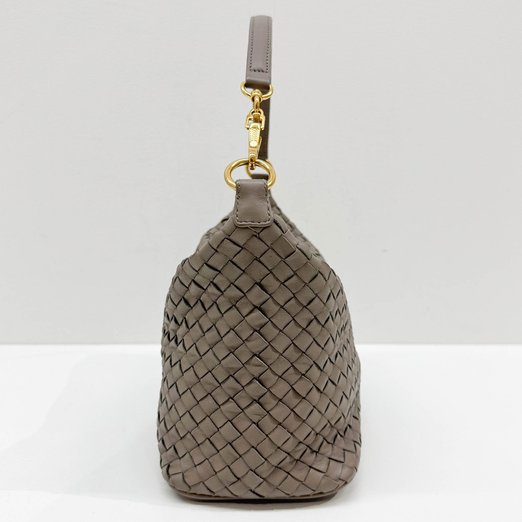 Inrecciato Elephant Gray Leather Shoulder Bag