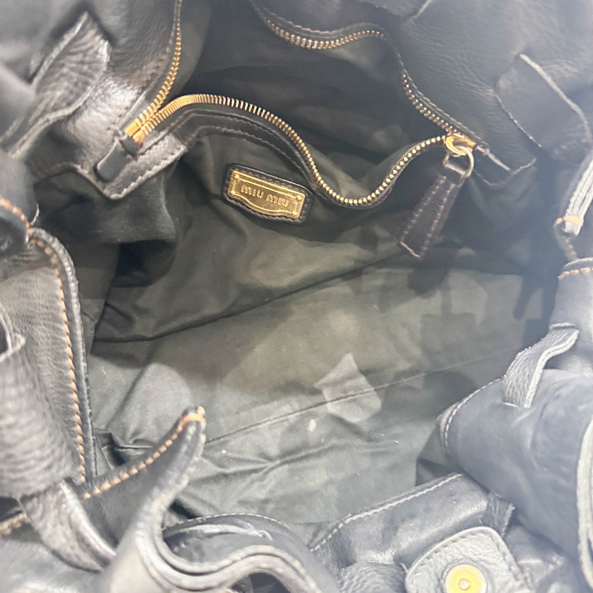 Vitello Lux Bow Black Leather Shoulder Bag