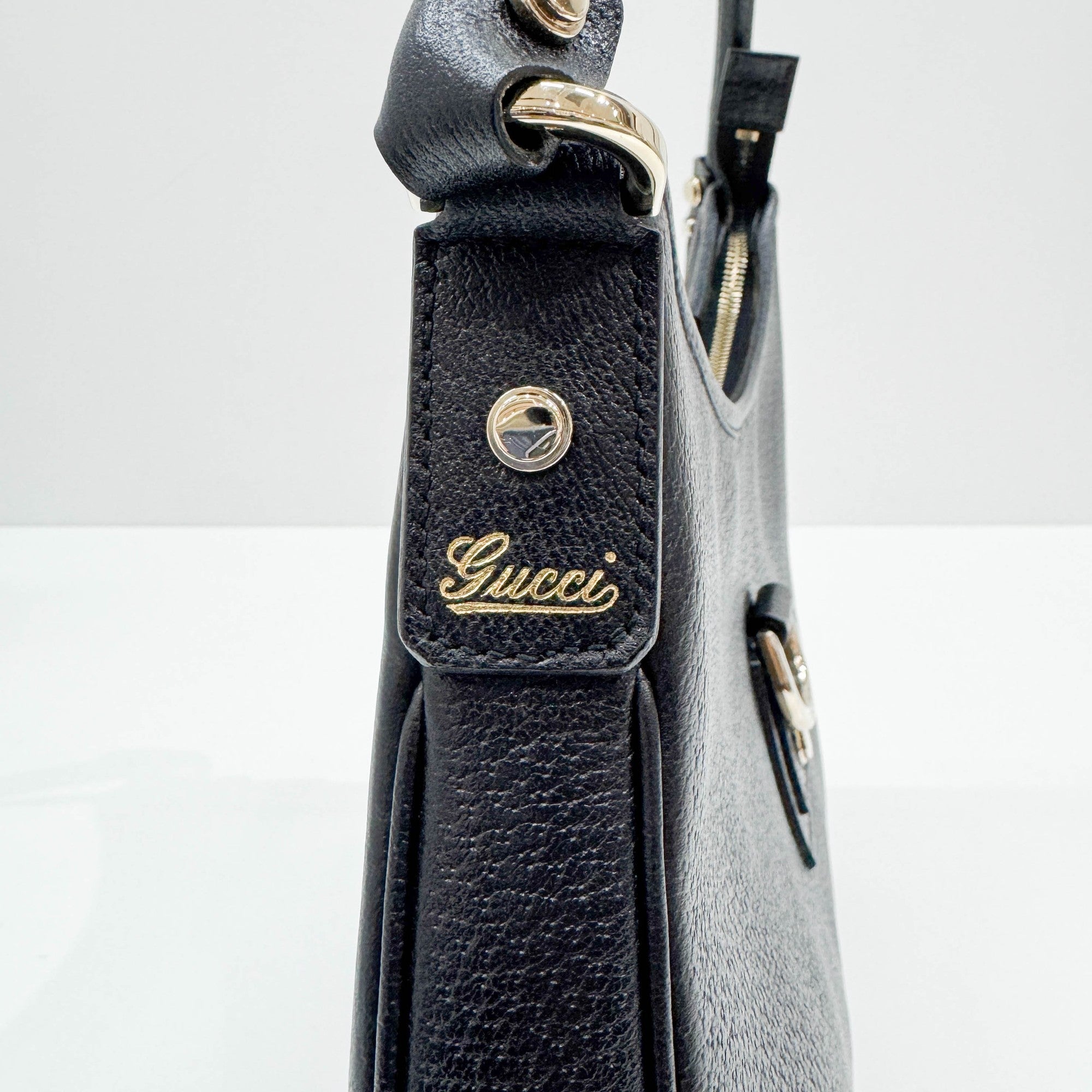 Abbey D-Ring Black Leather Shoulder Bag