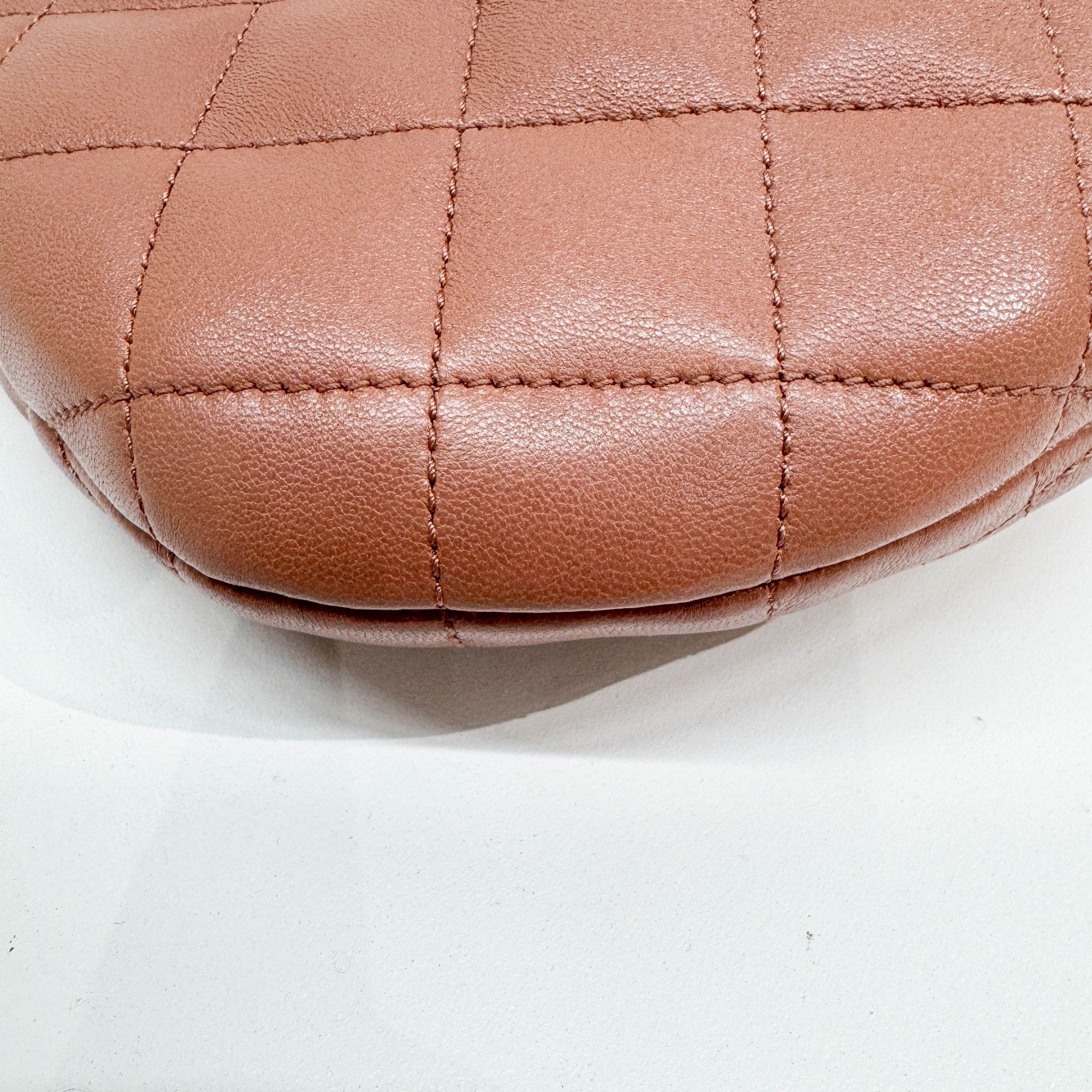 Icarino Terracotta Leather Hand Bag