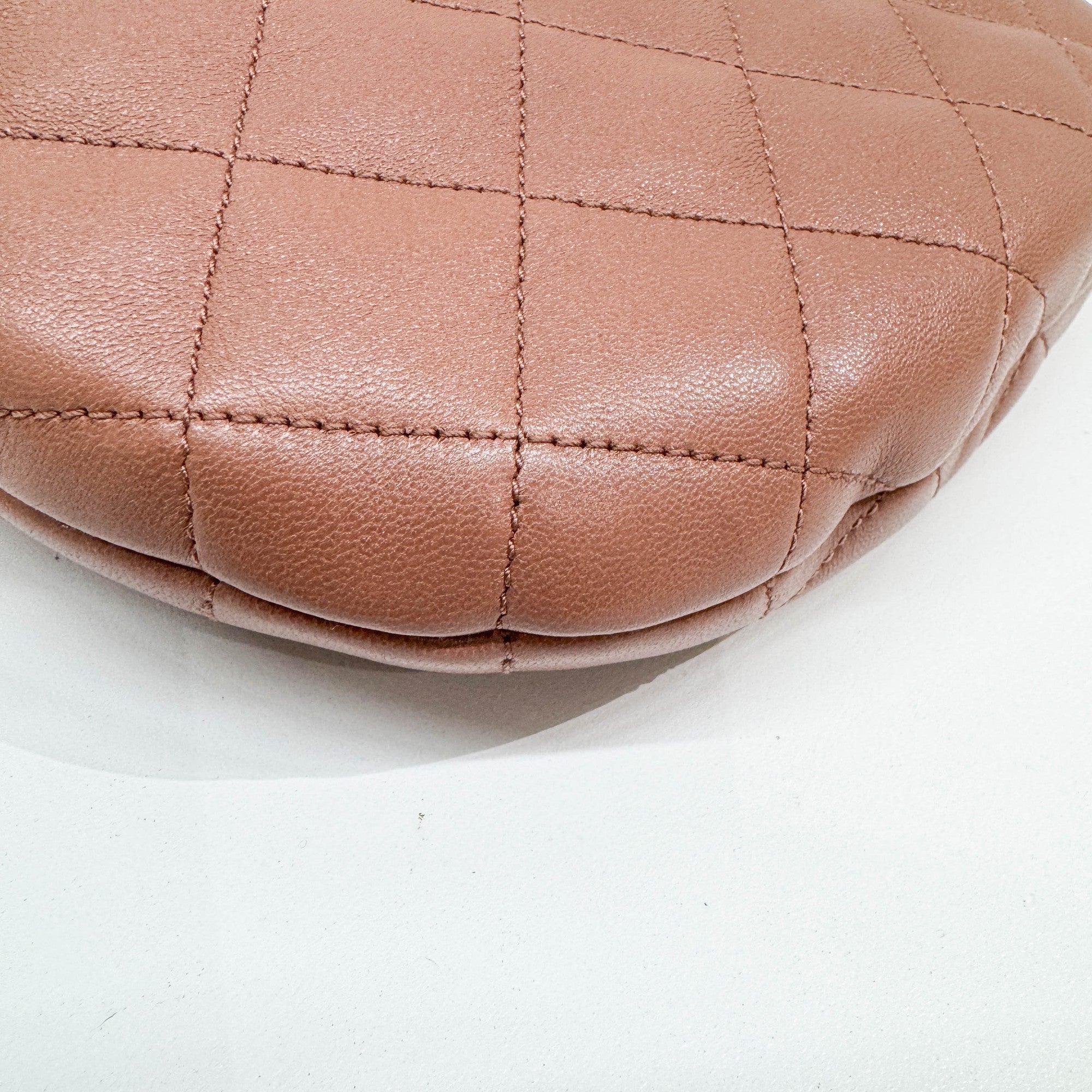 Icarino Terracotta Leather Hand Bag
