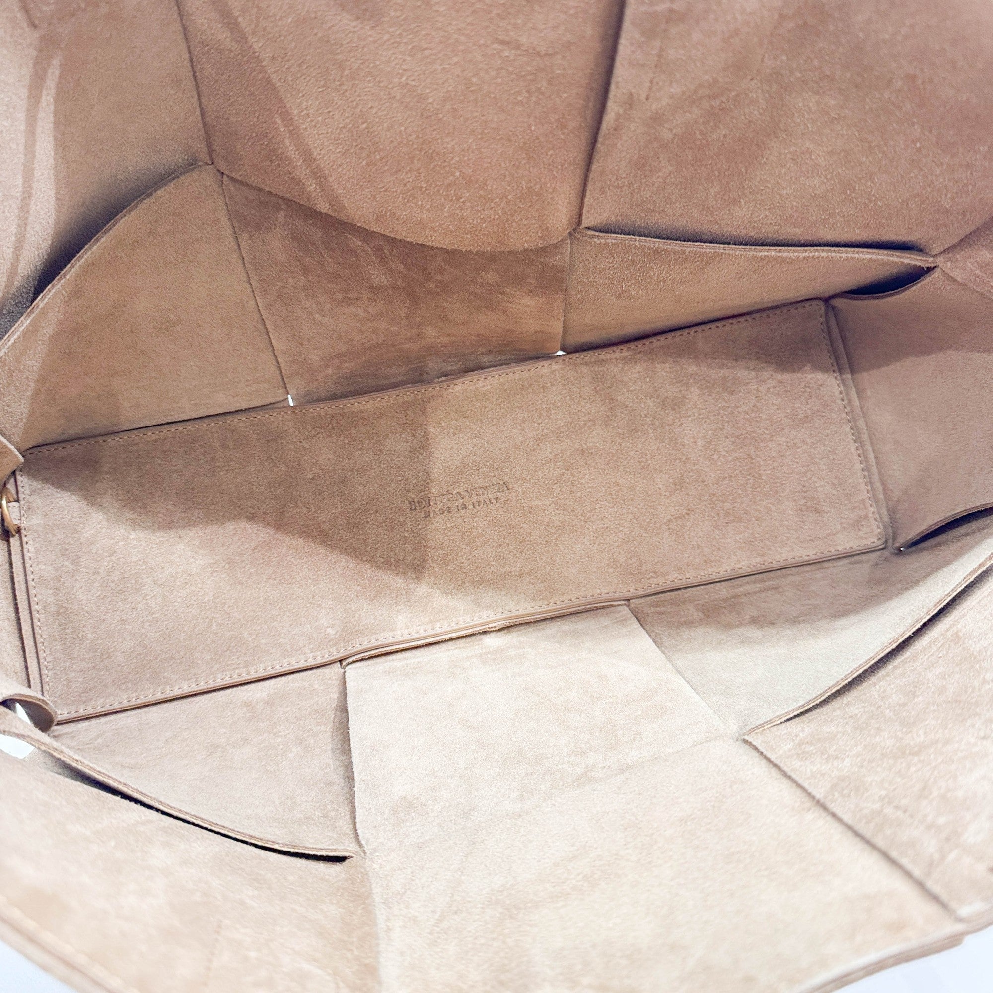 Arco Maxi Intrecciato Brown Suede Tote Bag