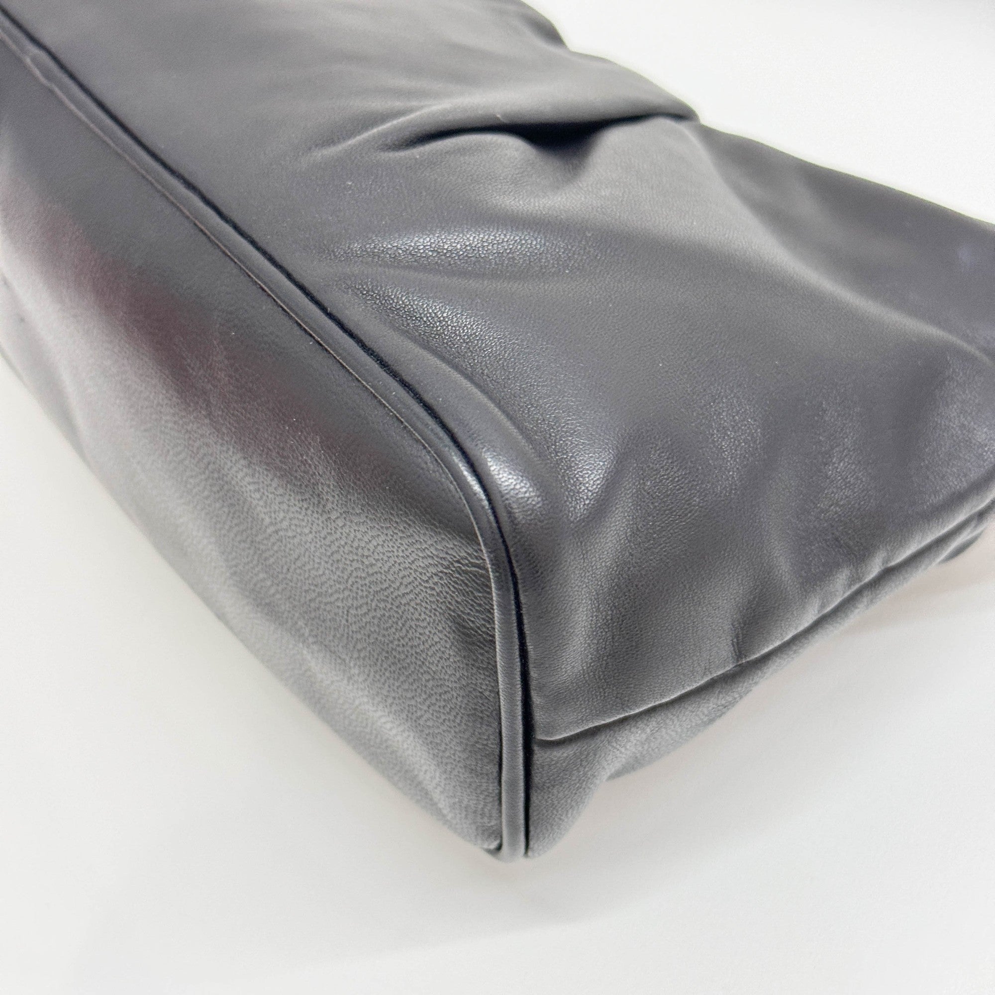 Roses Black Leather Shoulder Bag