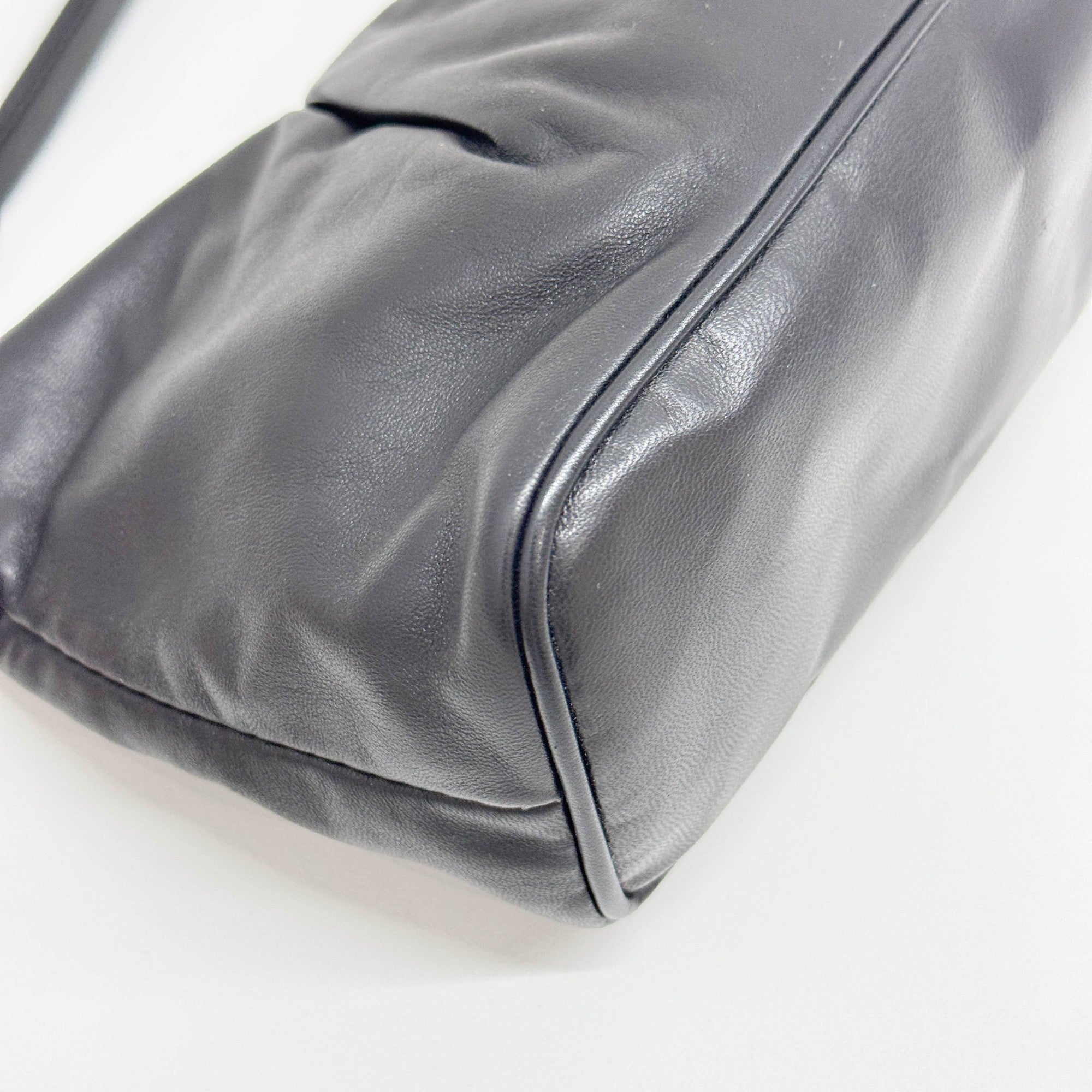 Roses Black Leather Shoulder Bag