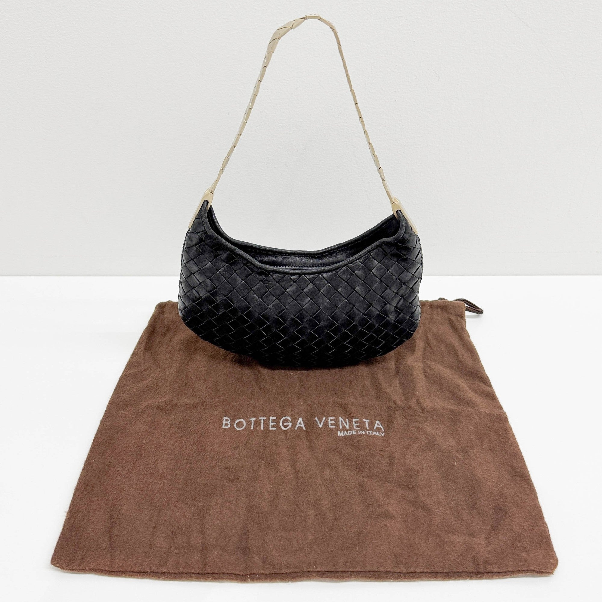 Intrecciato Black Leather Shoulder Bag