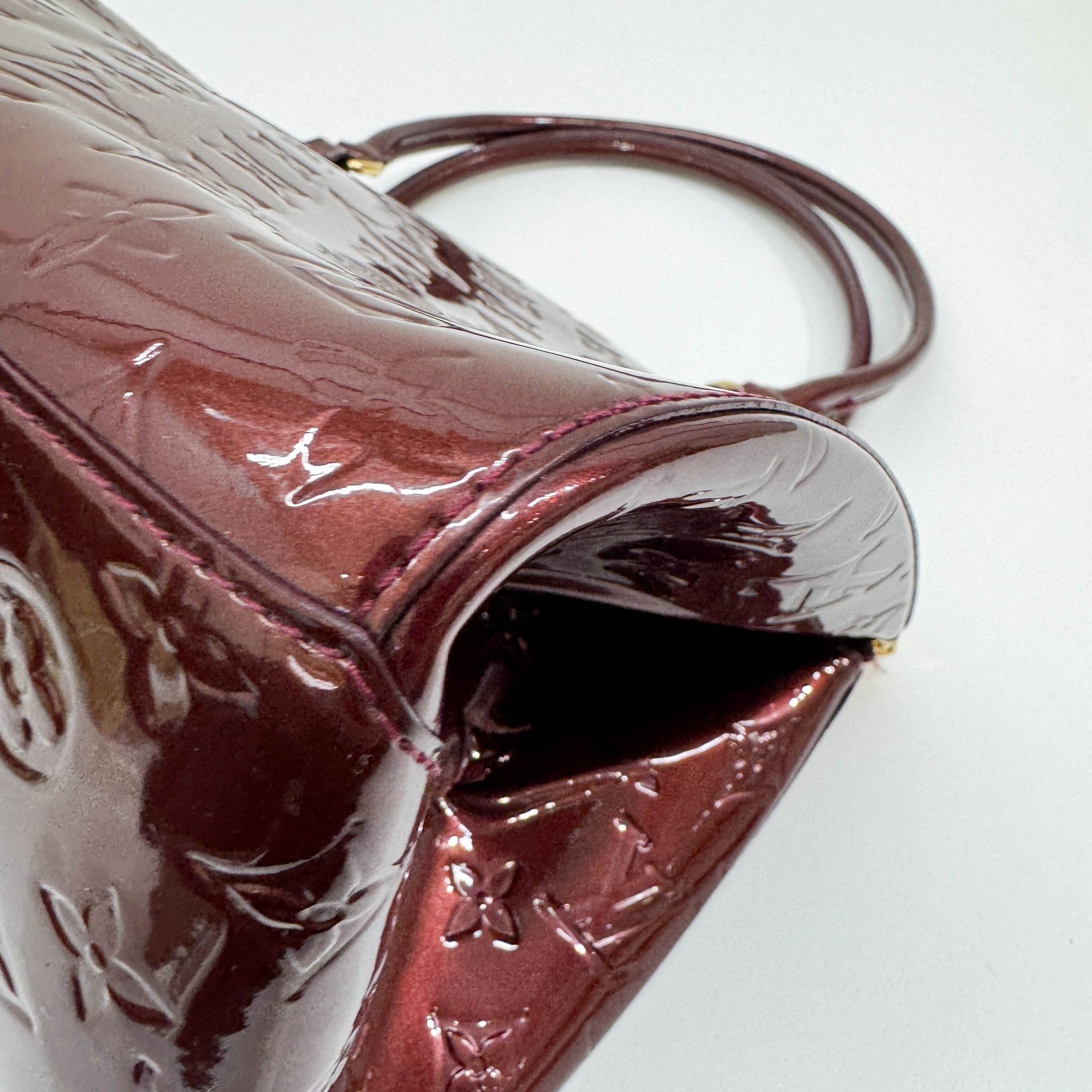 Vernis Sherwood Metallic Bordeaux Monogram Leather Hand Bag