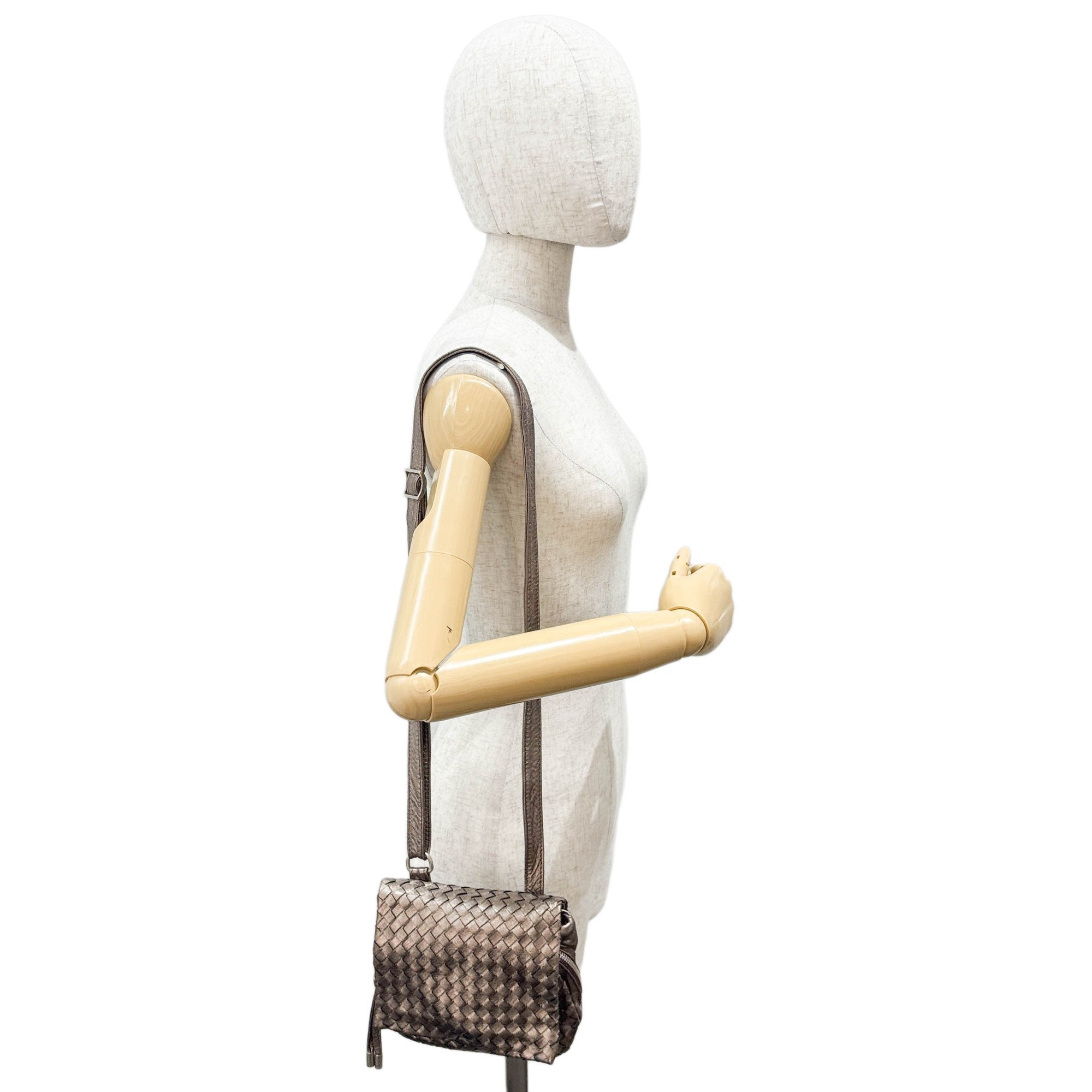 Intrecciato Metallic Dusty Gold Leather Shoulder Bag