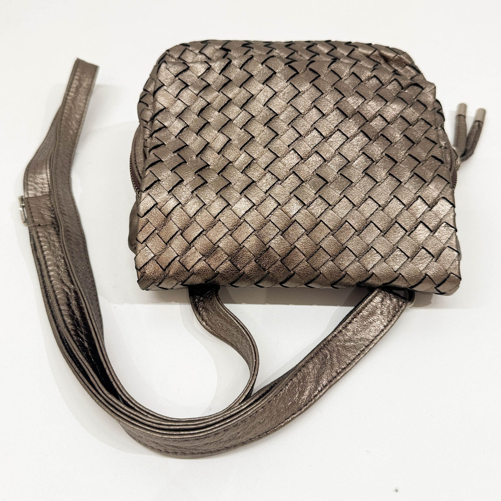 Intrecciato Metallic Dusty Gold Leather Shoulder Bag