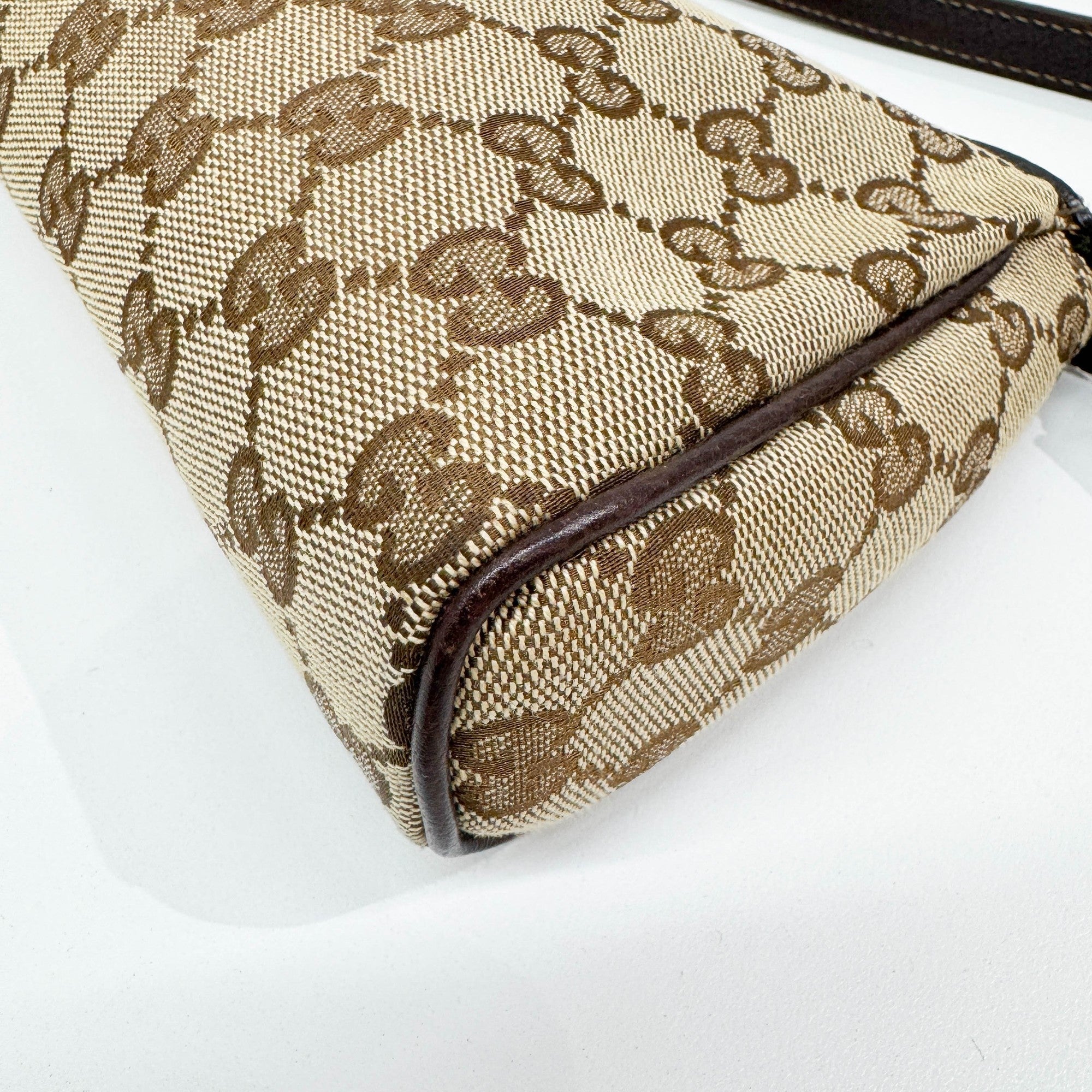 Abbey Brown GG Canvas Shoulder Bag