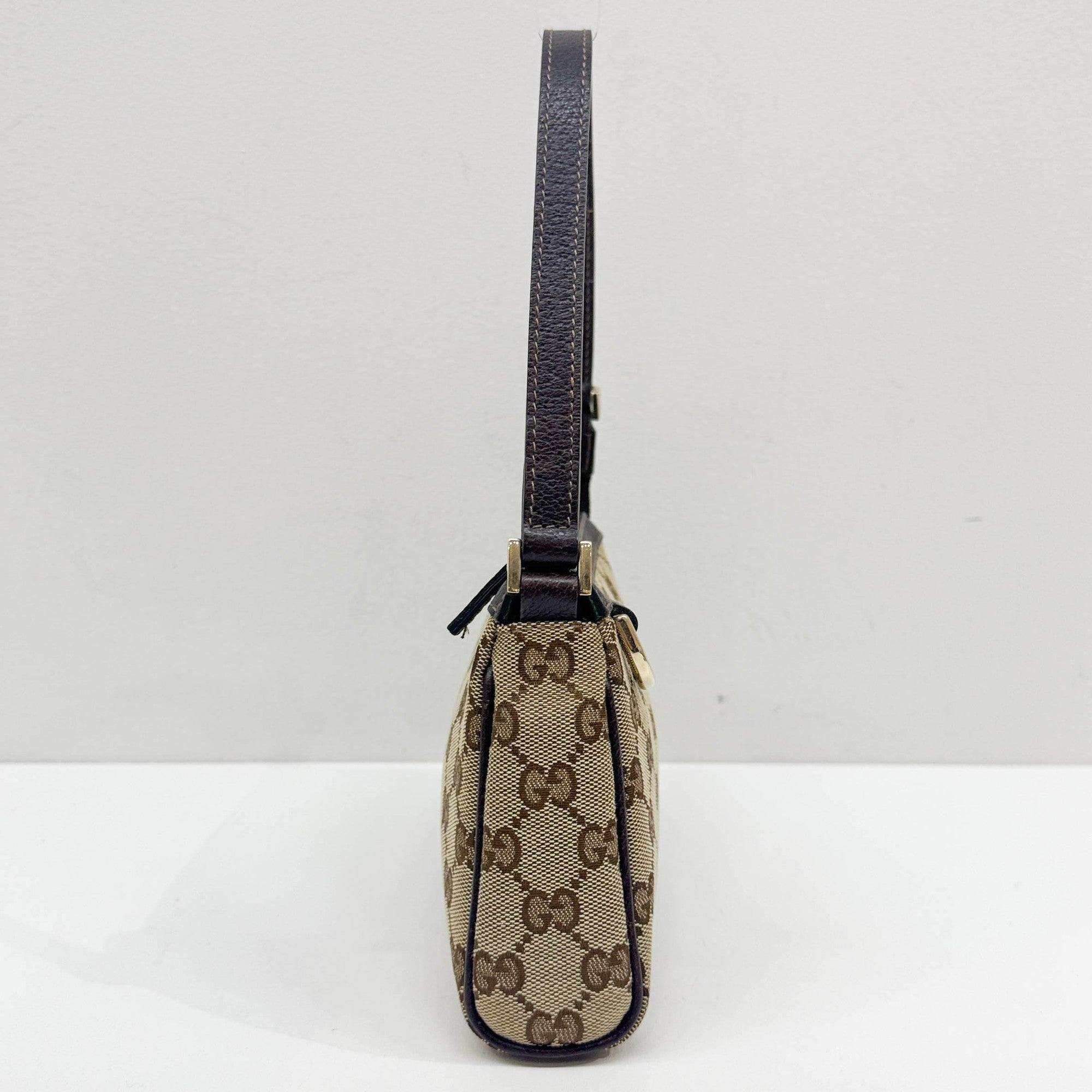 Abbey Brown GG Canvas Shoulder Bag