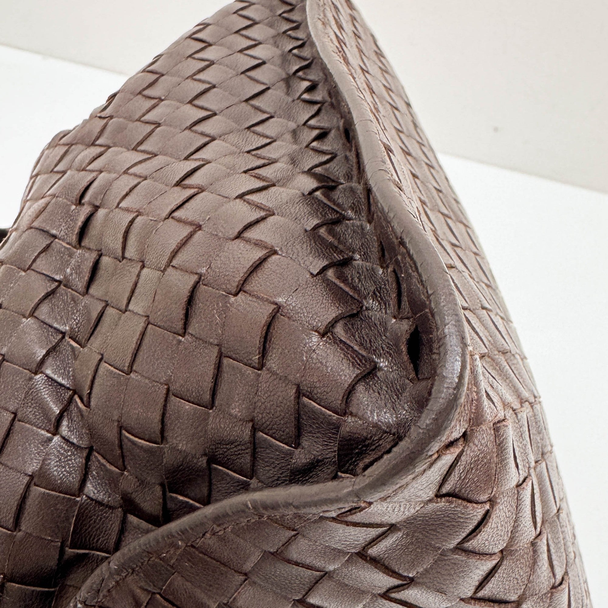 Intrecciato Brown Leather Shoulder Bag