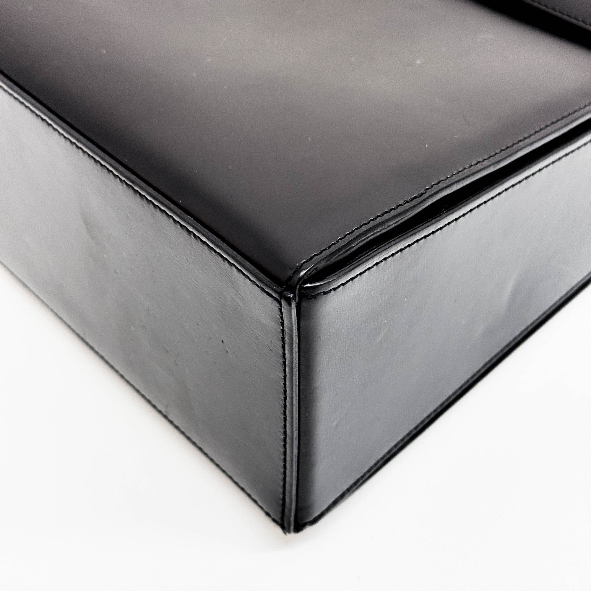 Panthere Black Leather Hand Bag