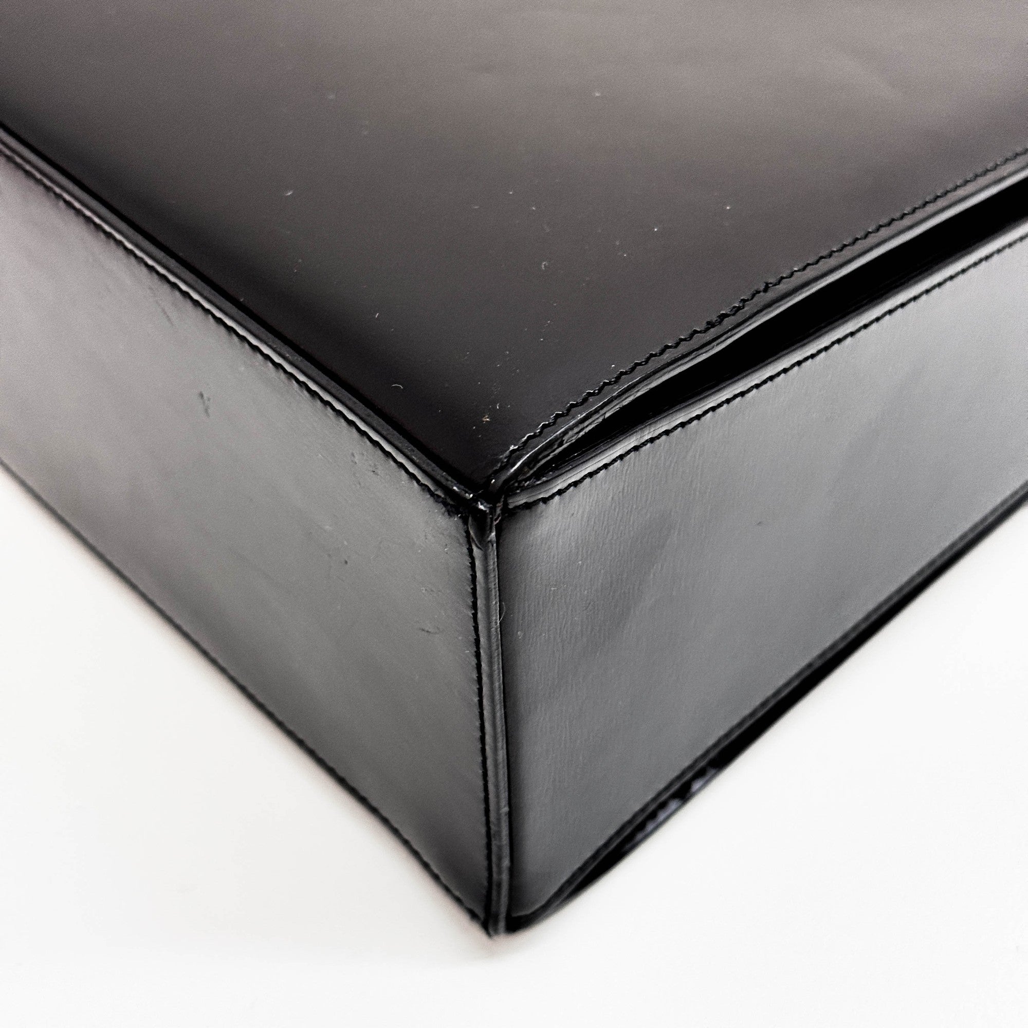 Panthere Black Leather Hand Bag