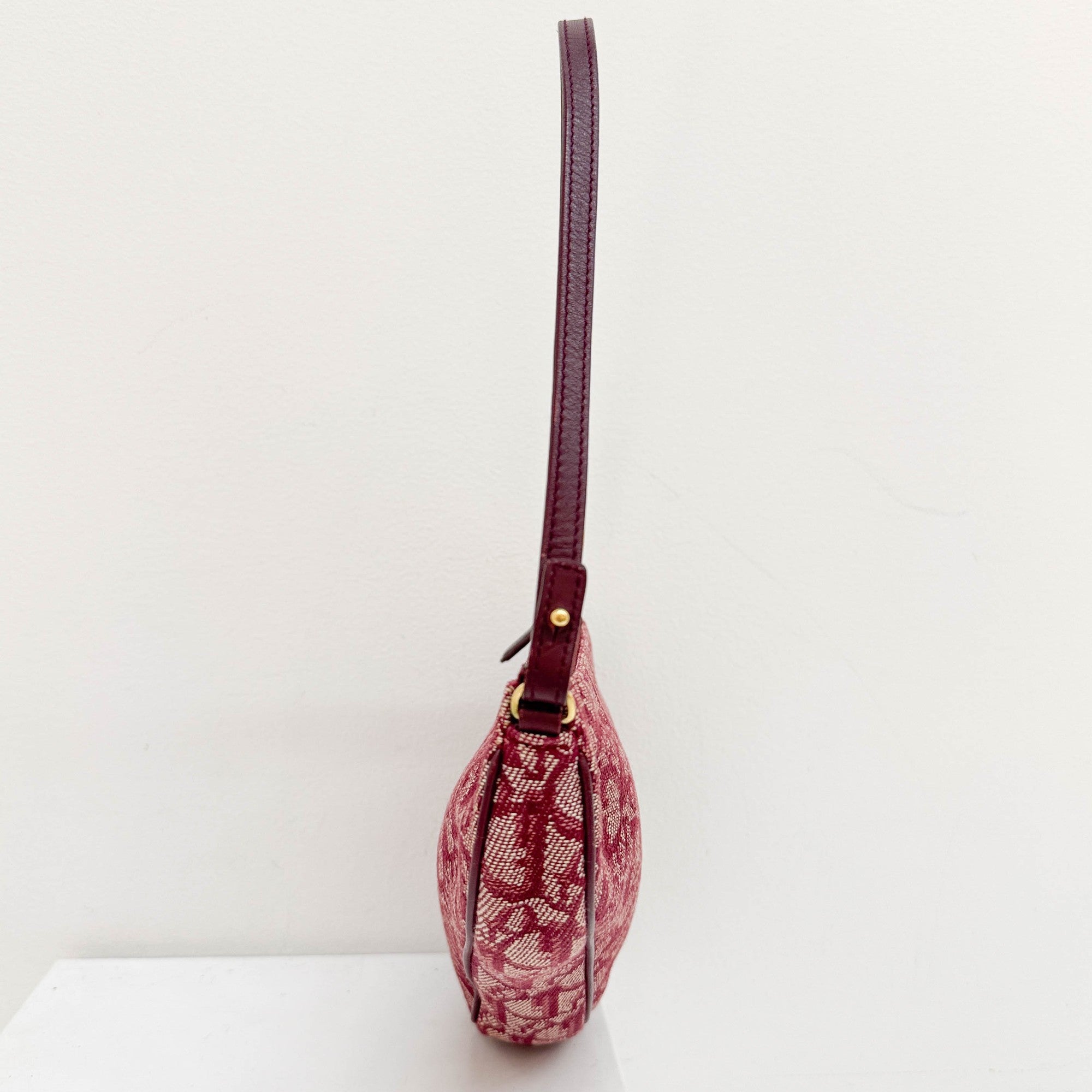 Saddle Red Trotter Canvas Shoulder Bag