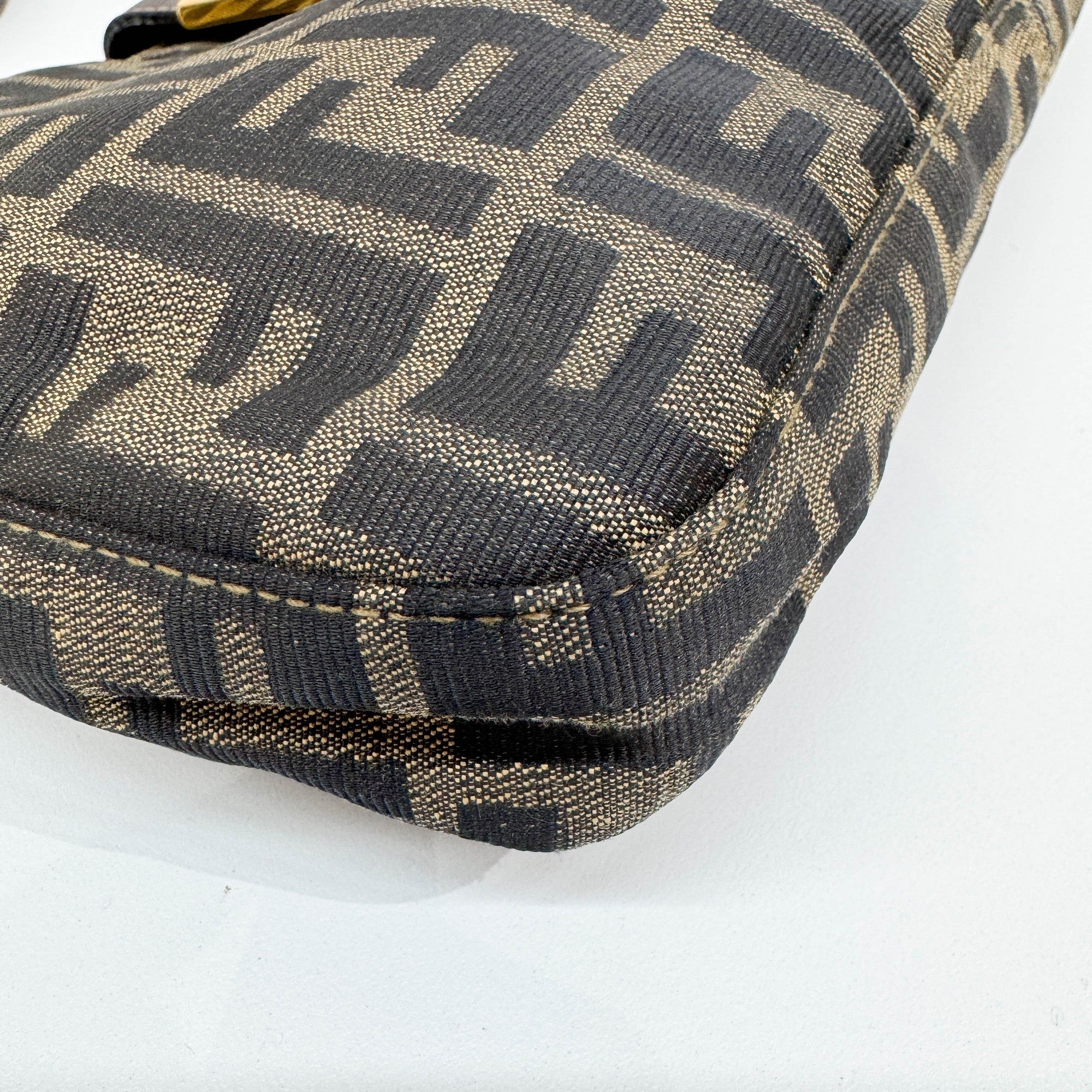 Brown Zucca Canvas Shoulder Bag